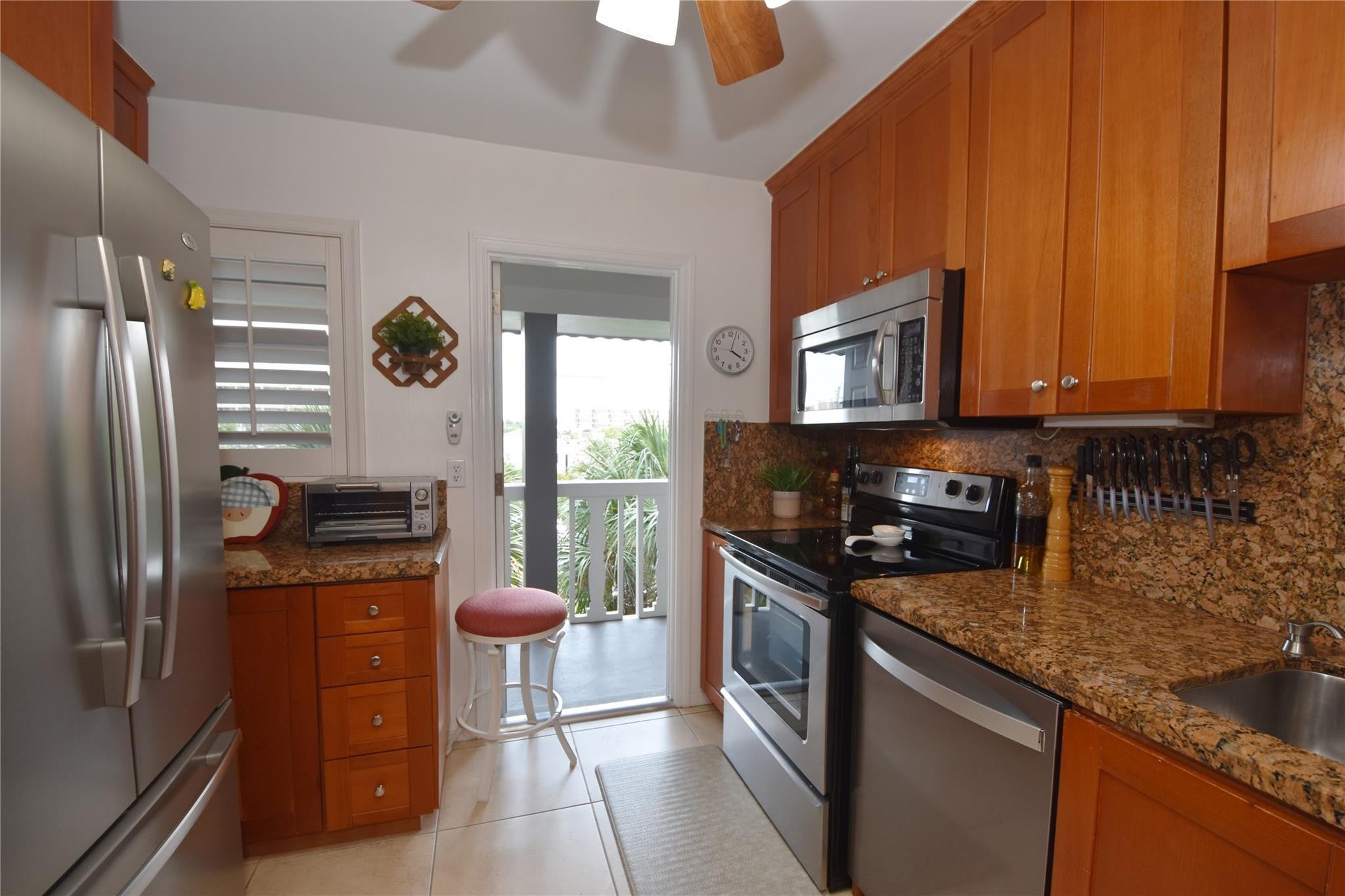 3111 NE 51st Street 405c