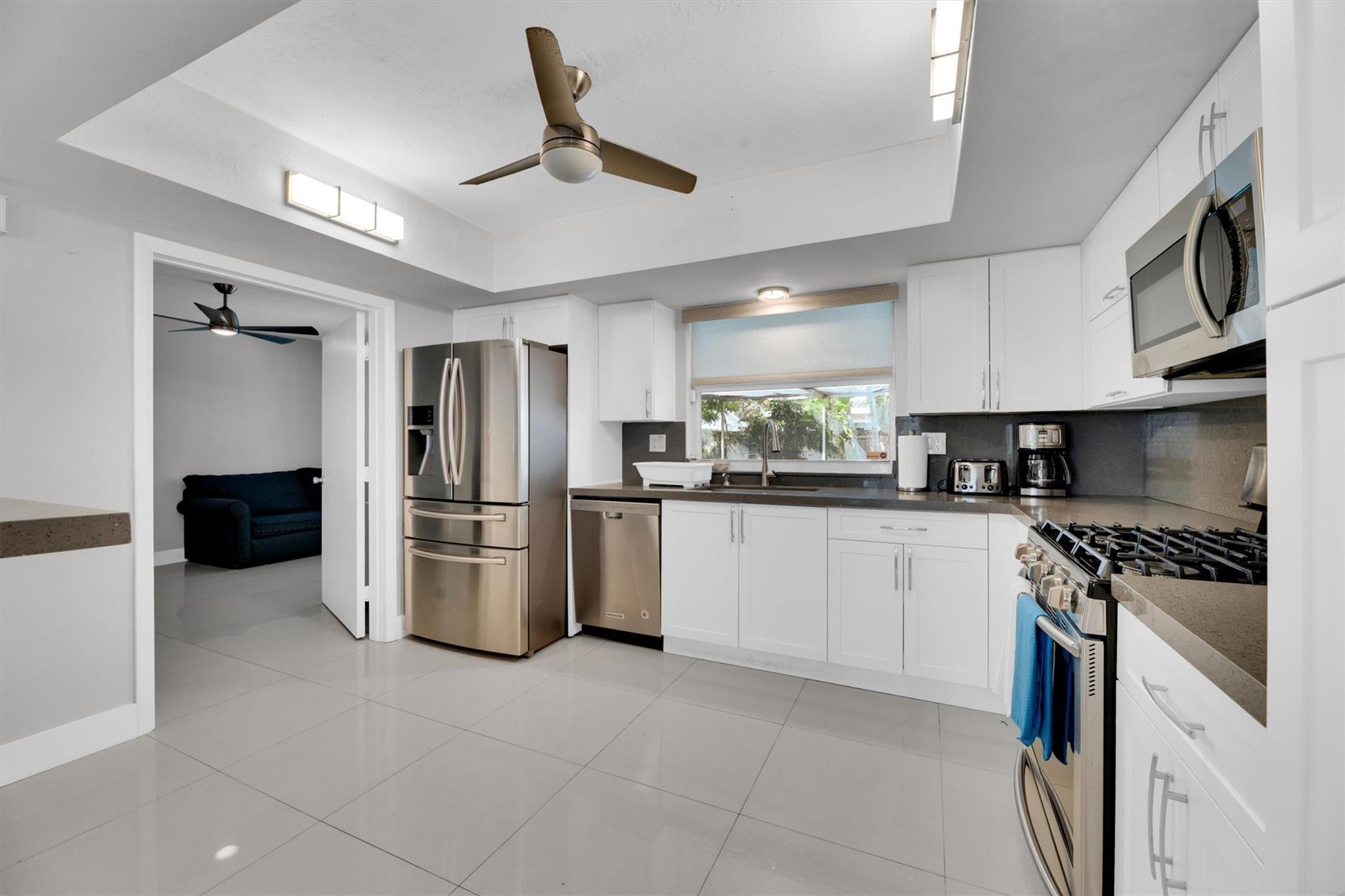 Pasadena Lakes South 75-4 - Residential