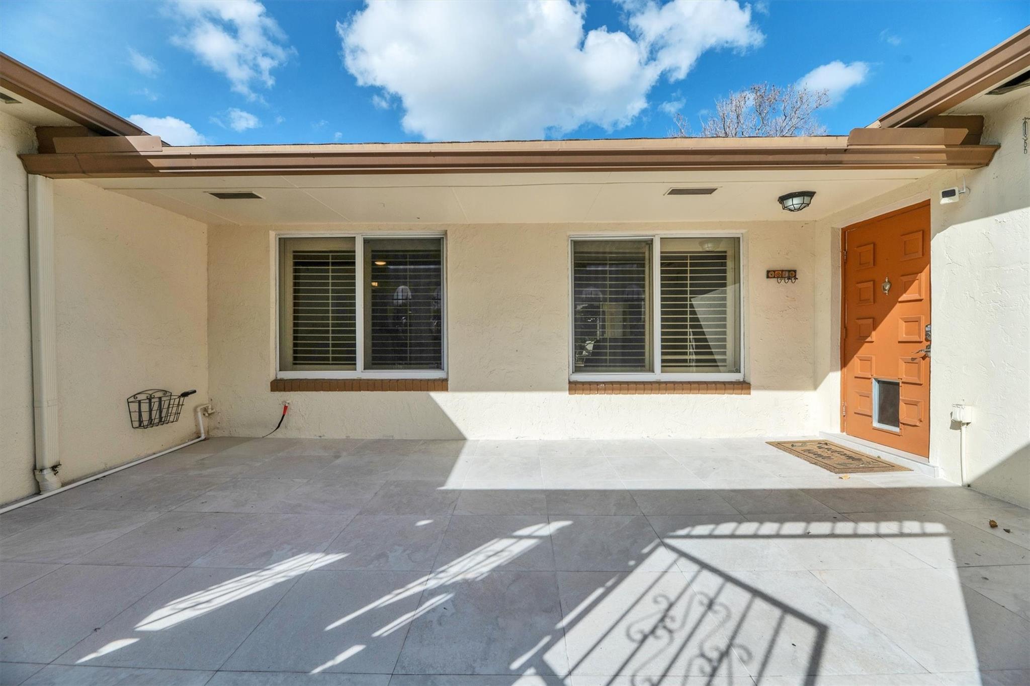 Pasadena Lakes South 75-4 - Residential