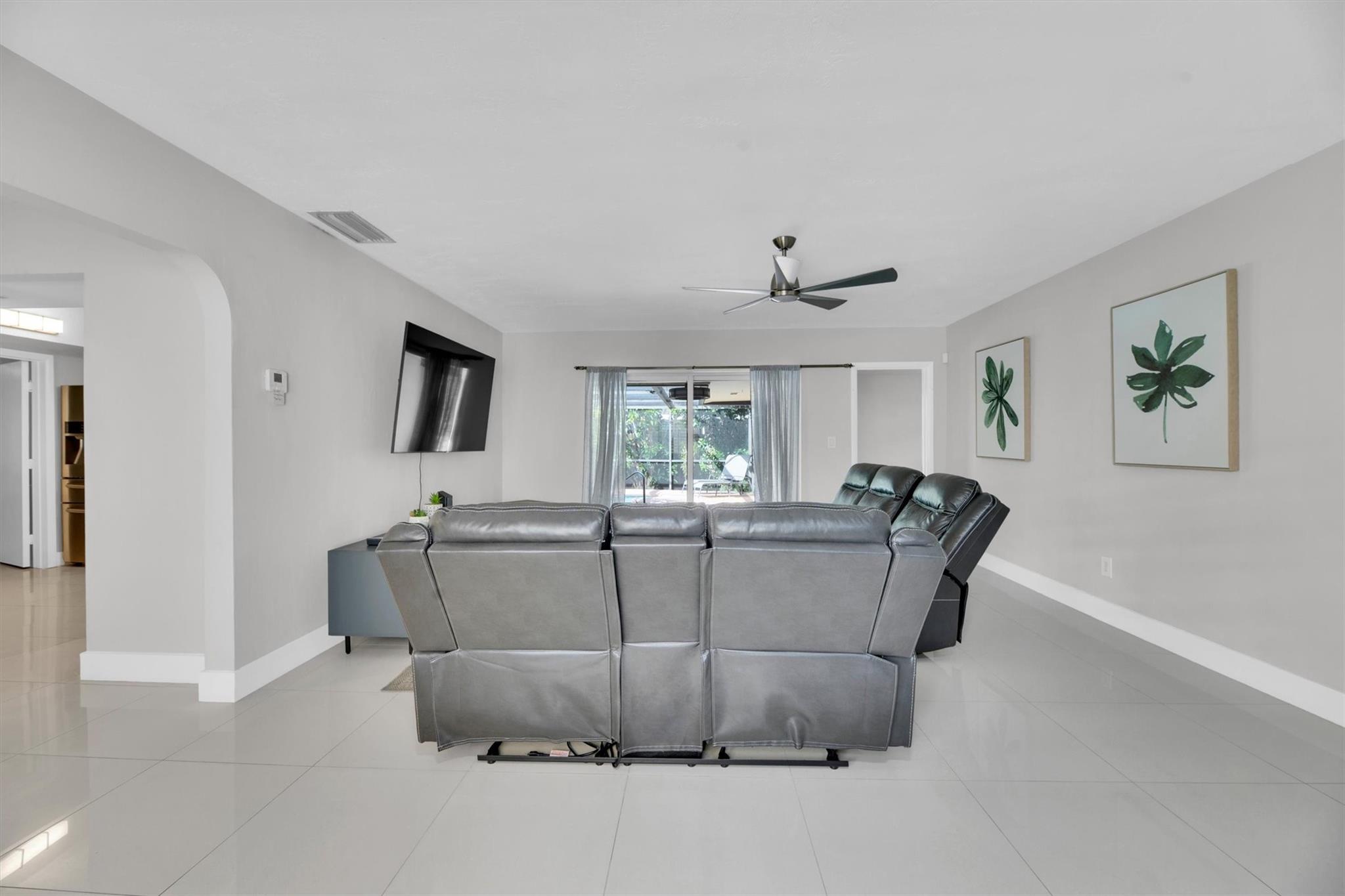 Pasadena Lakes South 75-4 - Residential