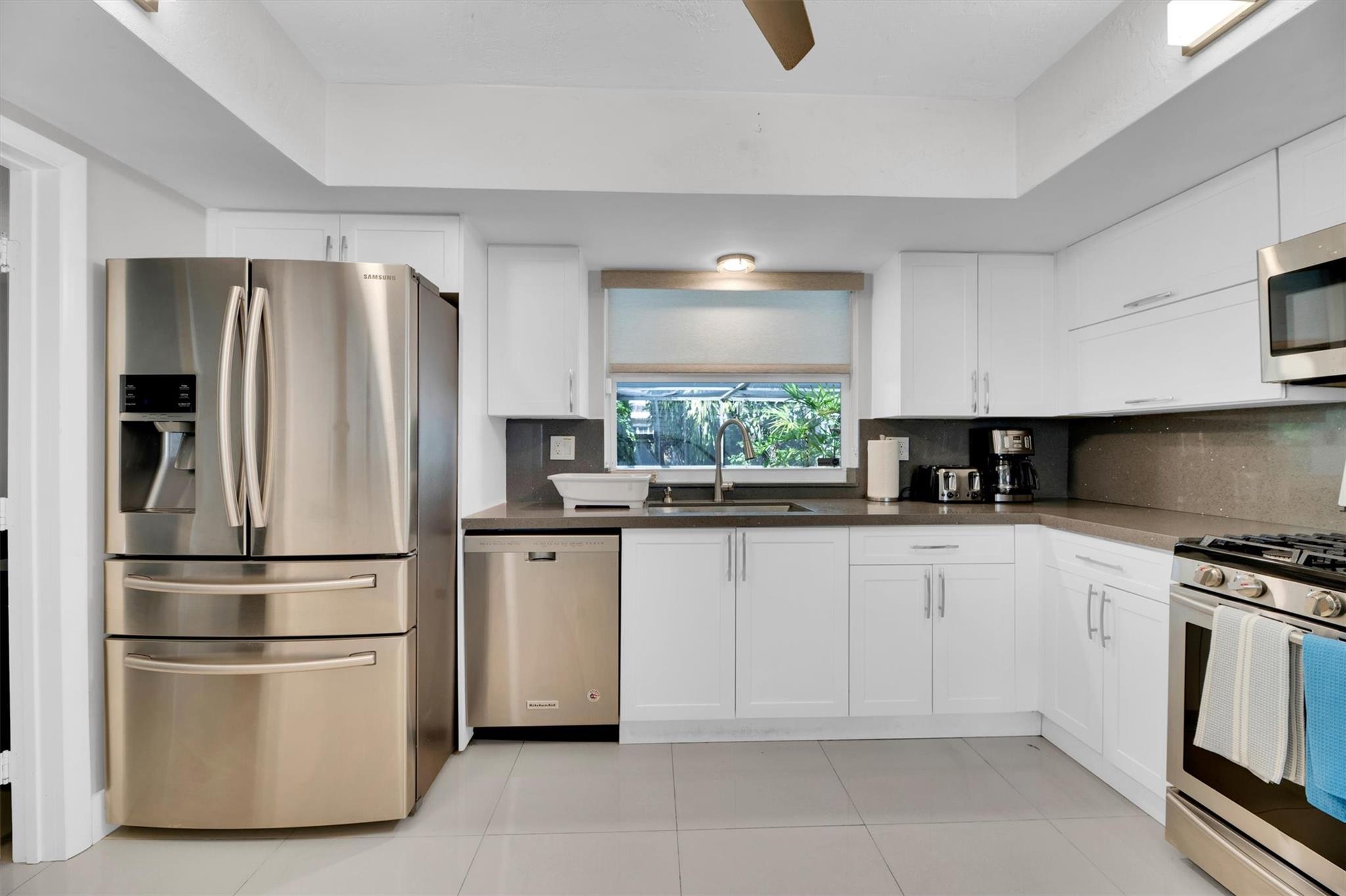 Pasadena Lakes South 75-4 - Residential