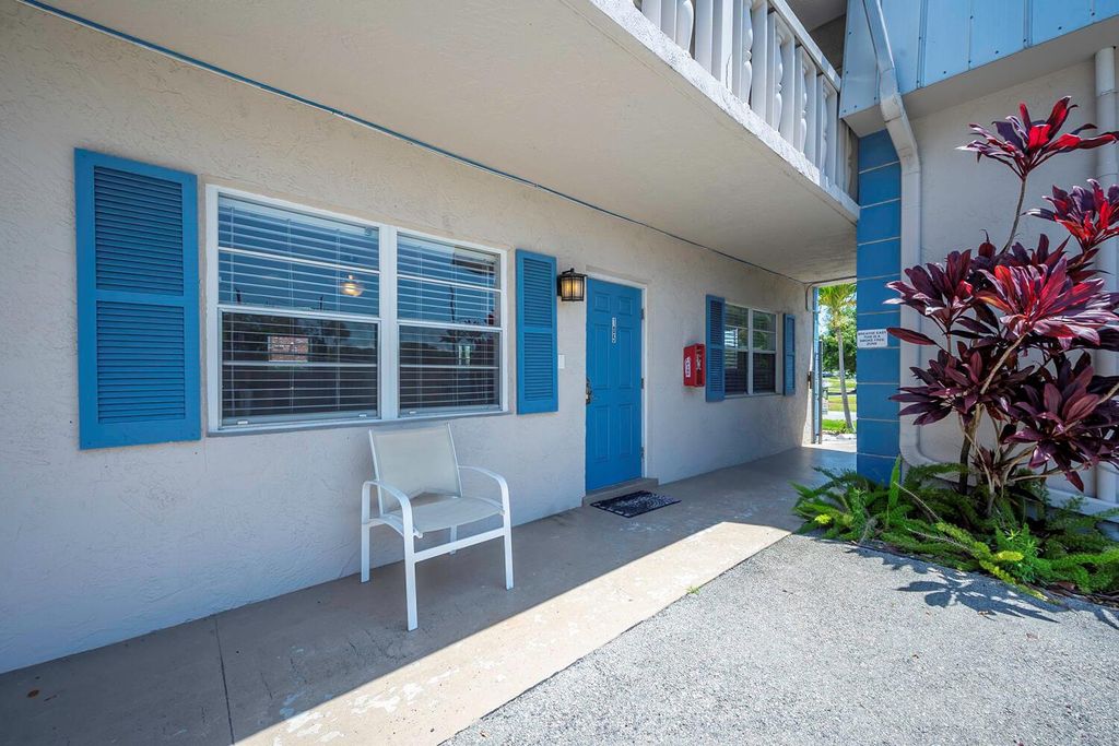 Photo of 801 Hummingbird Way #105, North Palm Beach, FL 33408 (MLS # R11109383)