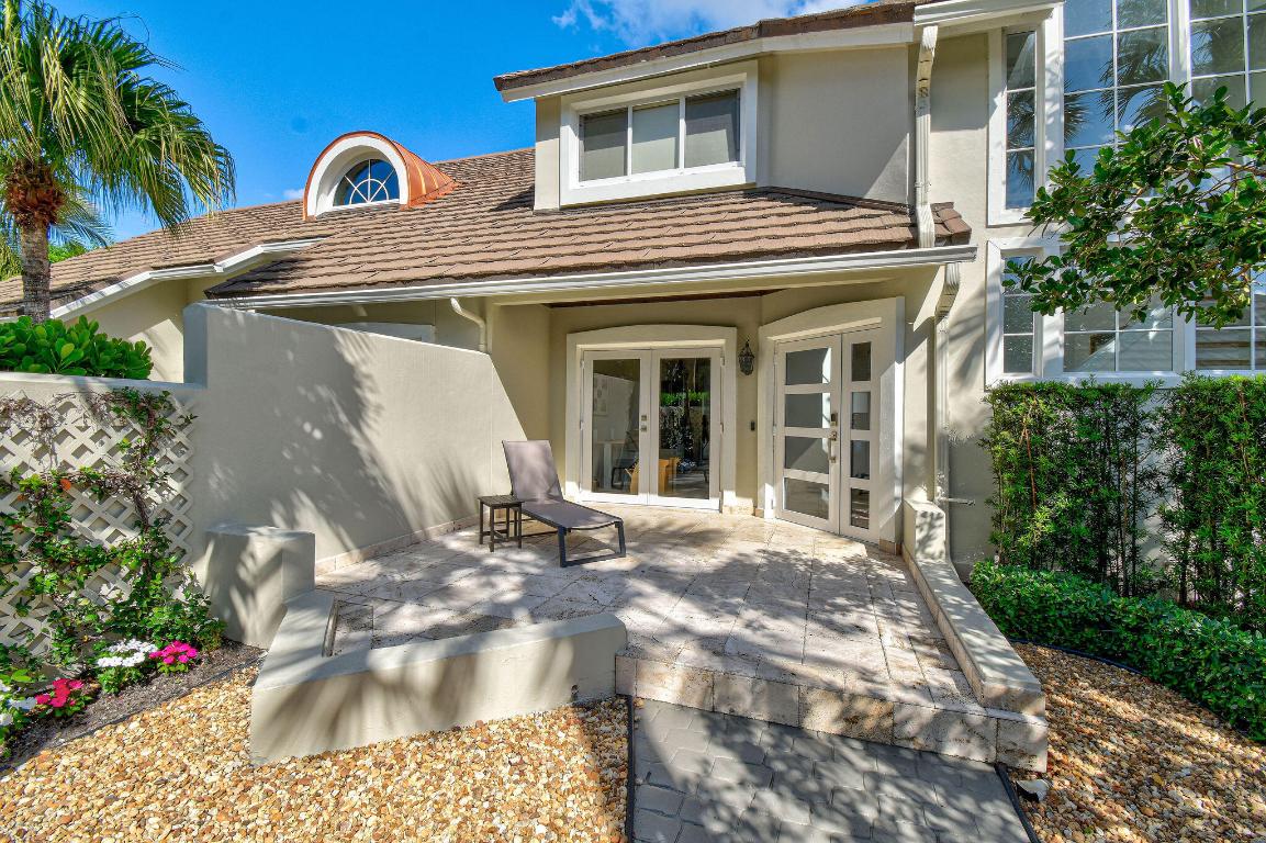 2576 Muirfield Court