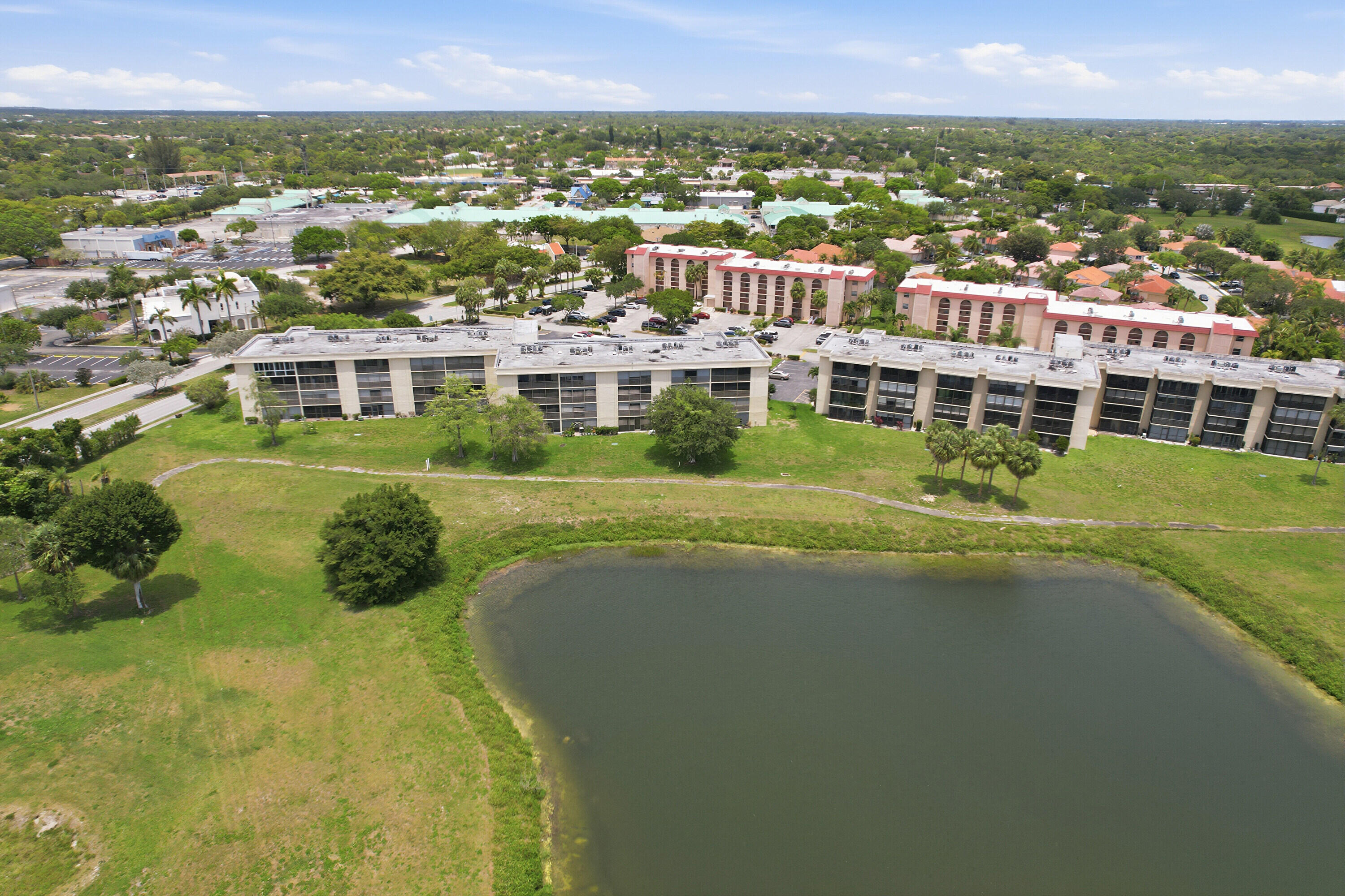 HOLIDAY SPRINGS VILLAGE 6 CONDO - Residential