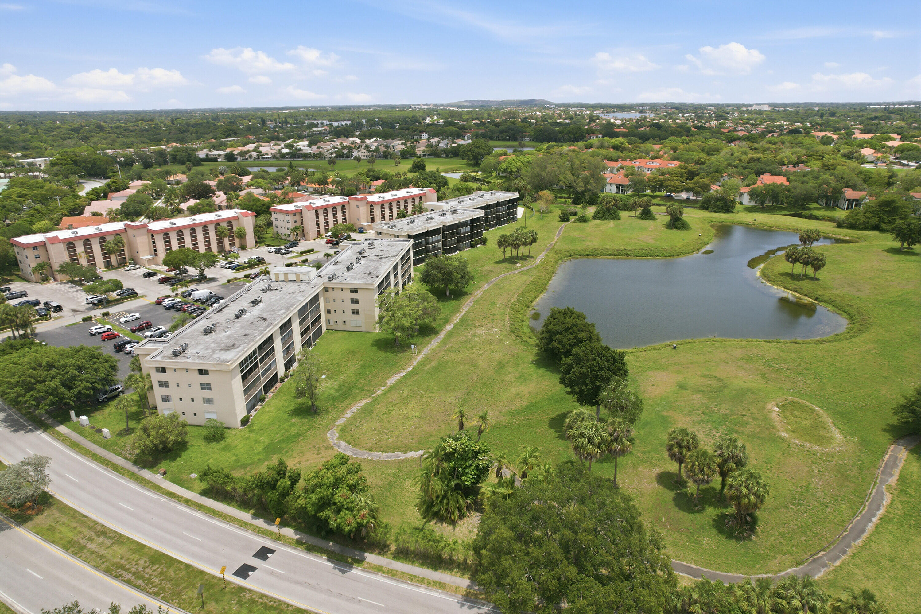 HOLIDAY SPRINGS VILLAGE 6 CONDO - Residential