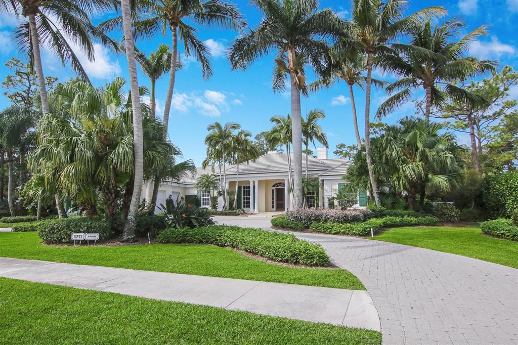 Photo of 8252 SE Golfhouse Drive, Hobe Sound, FL 33455 (MLS # R10785778)