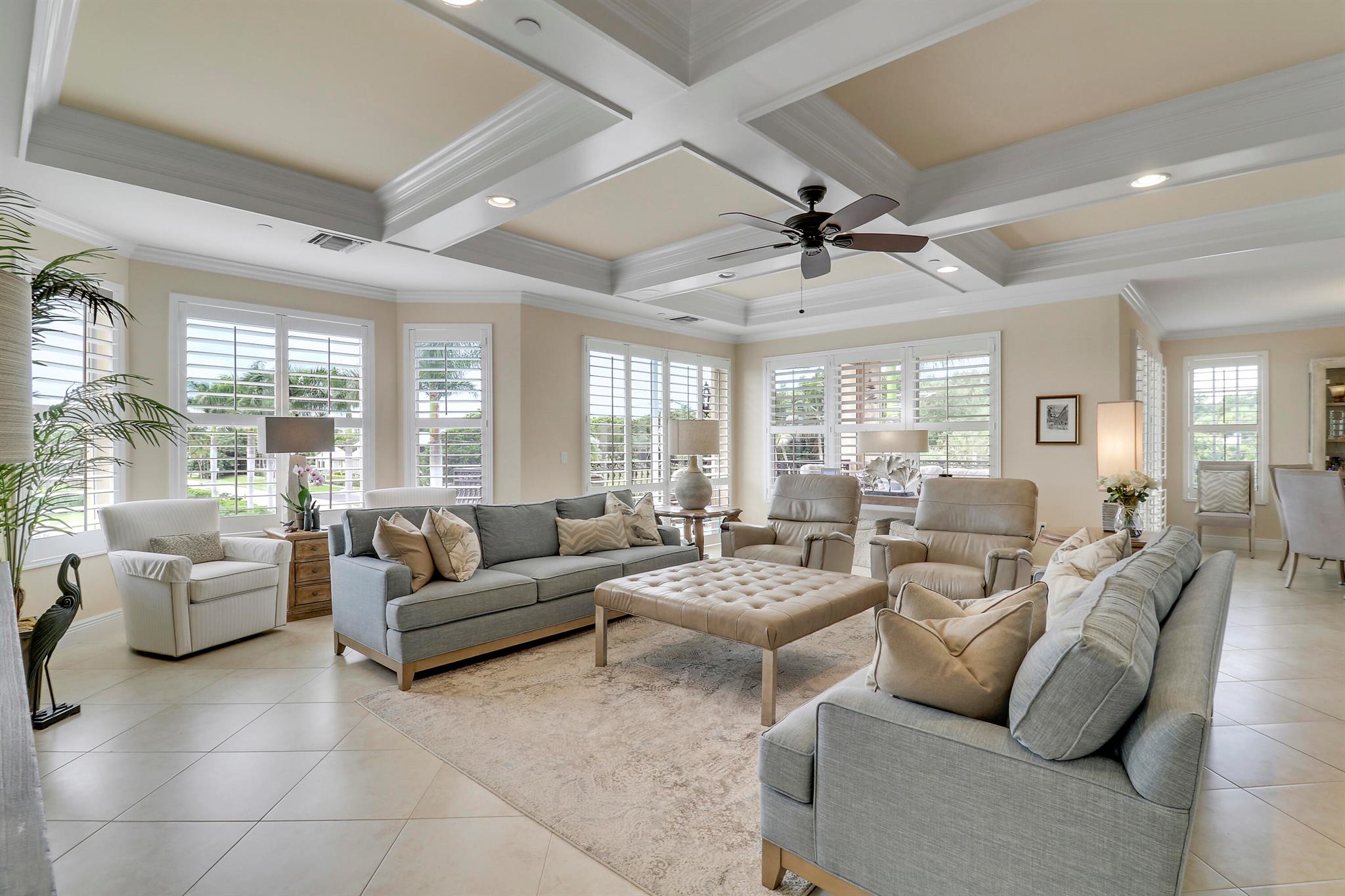 Outrigger Harbour Condomi - Residential