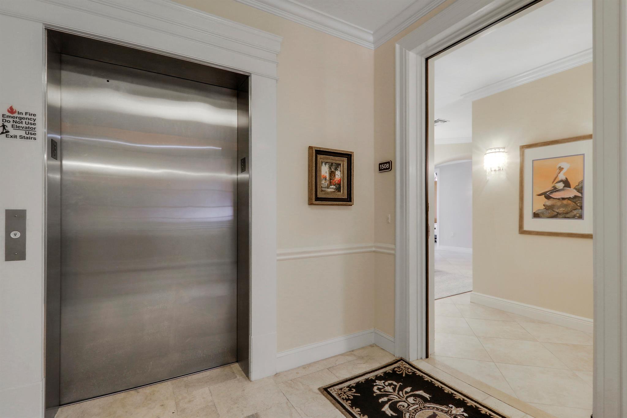 Outrigger Harbour Condomi - Residential