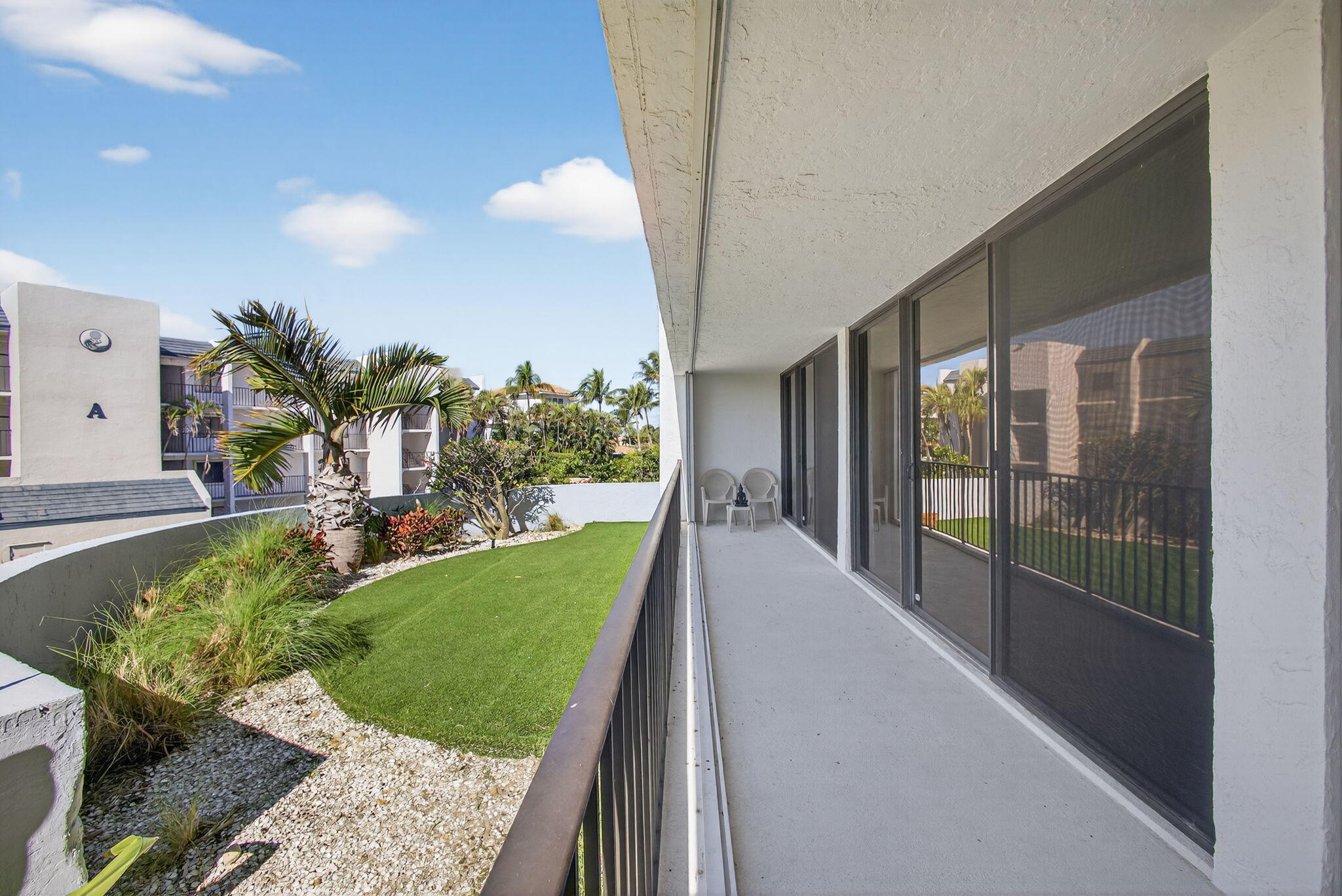 OCEANCREST - Residential Lease