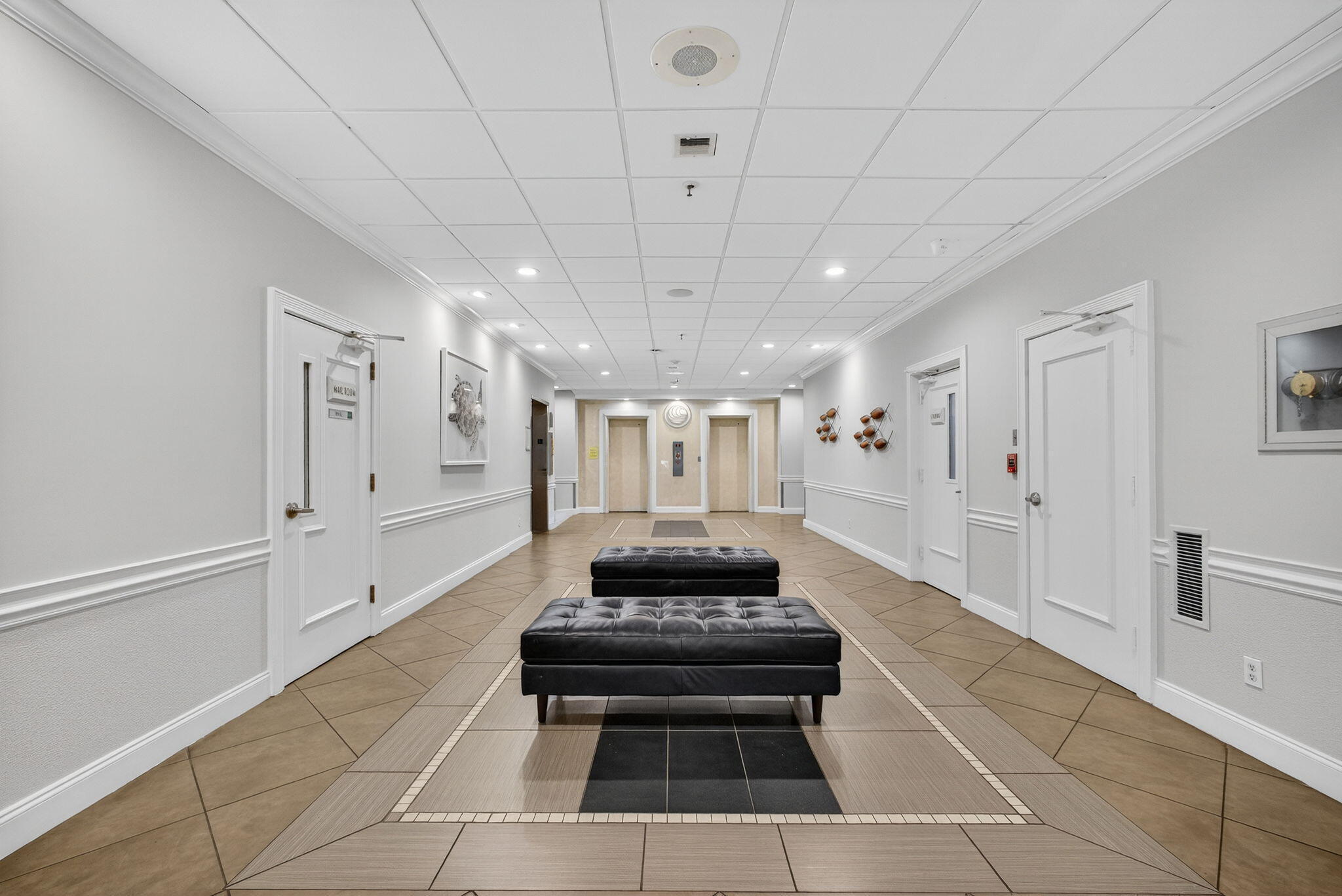 OCEANCREST - Residential Lease
