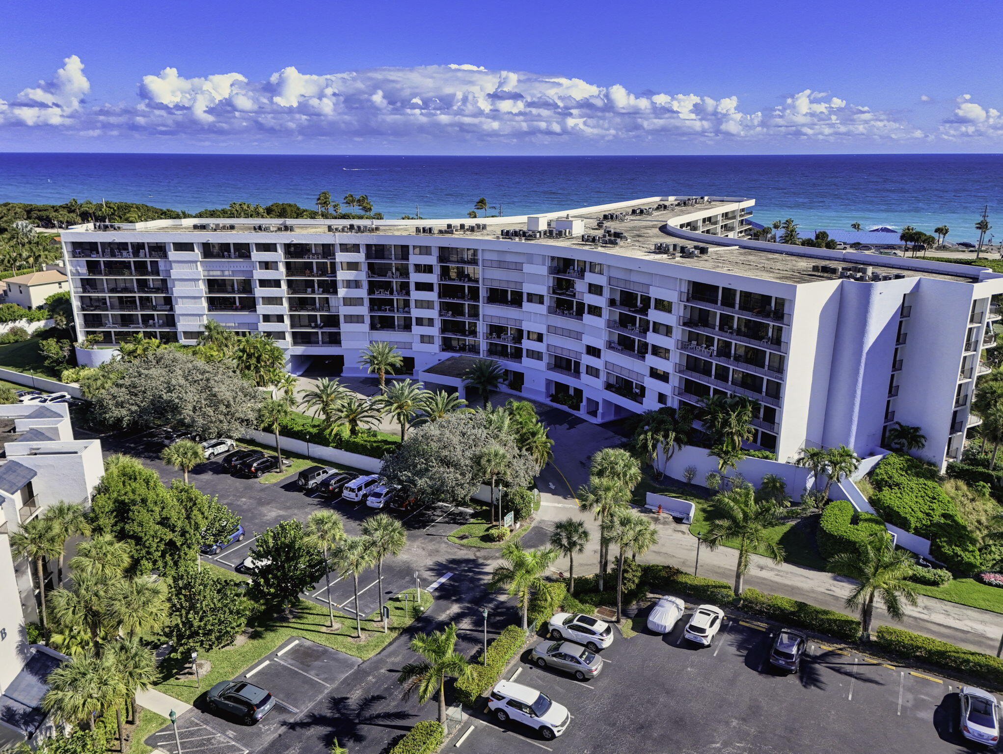 OCEANCREST - Residential Lease