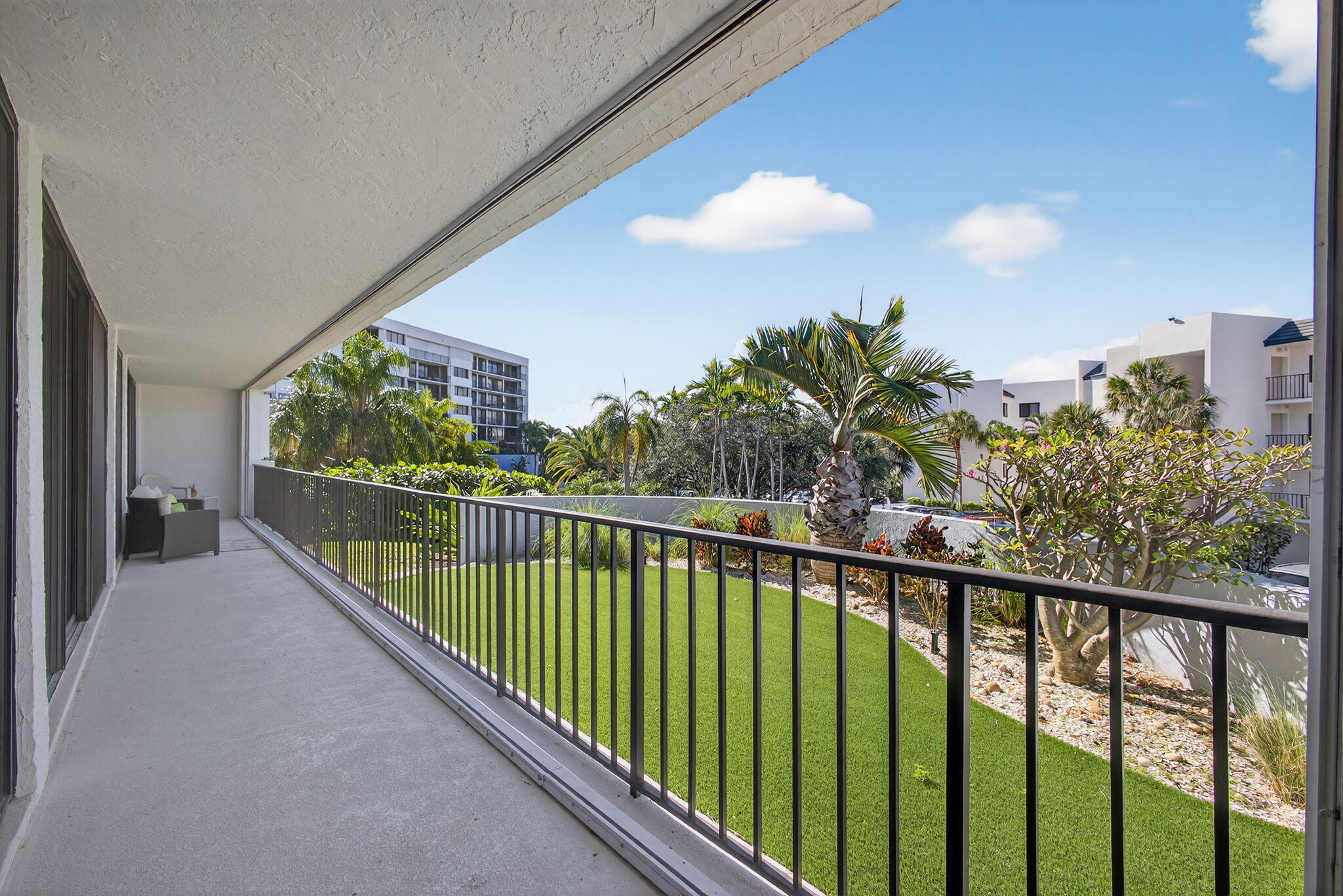 OCEANCREST - Residential Lease