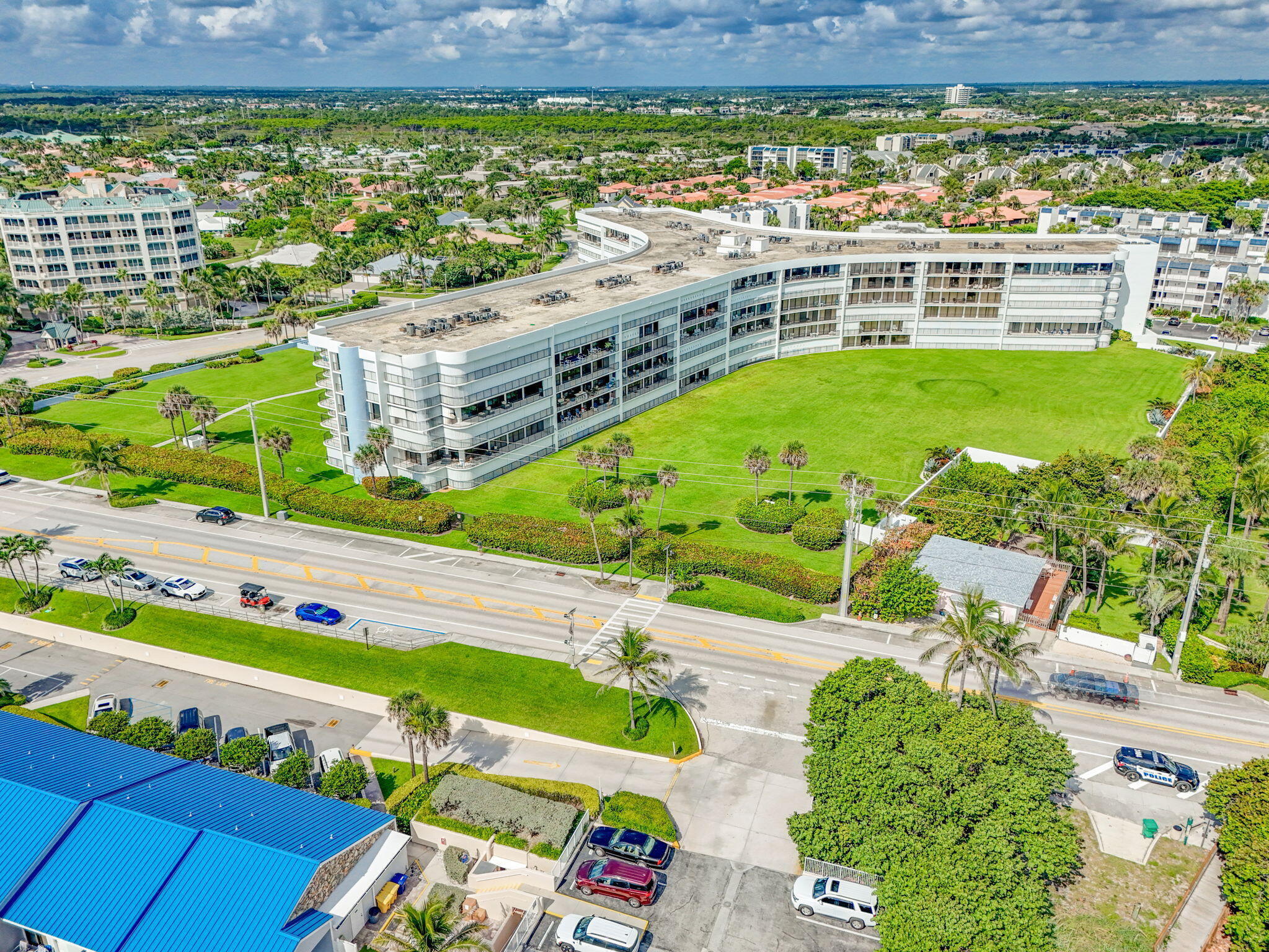OCEANCREST - Residential Lease