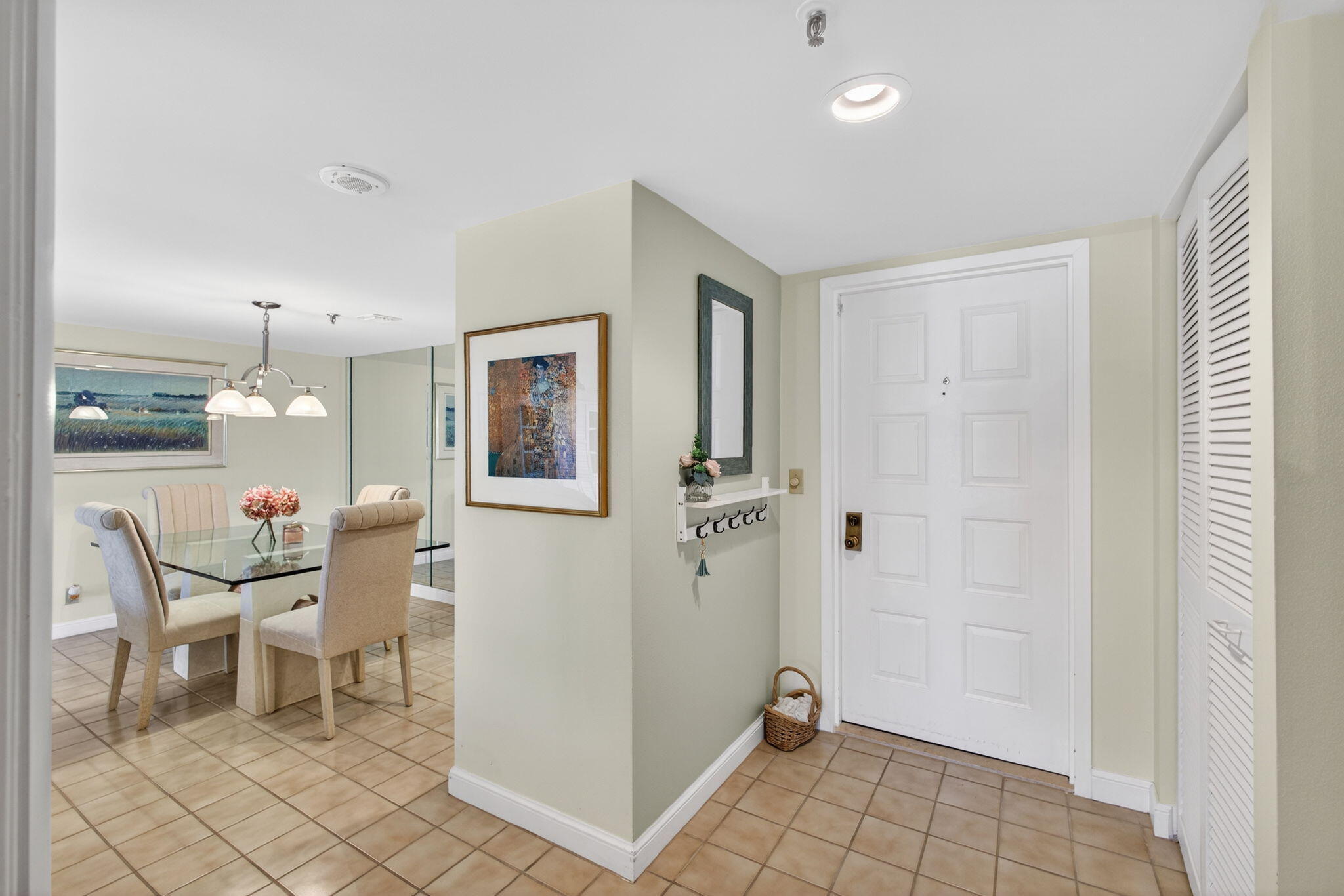 OCEANCREST - Residential Lease