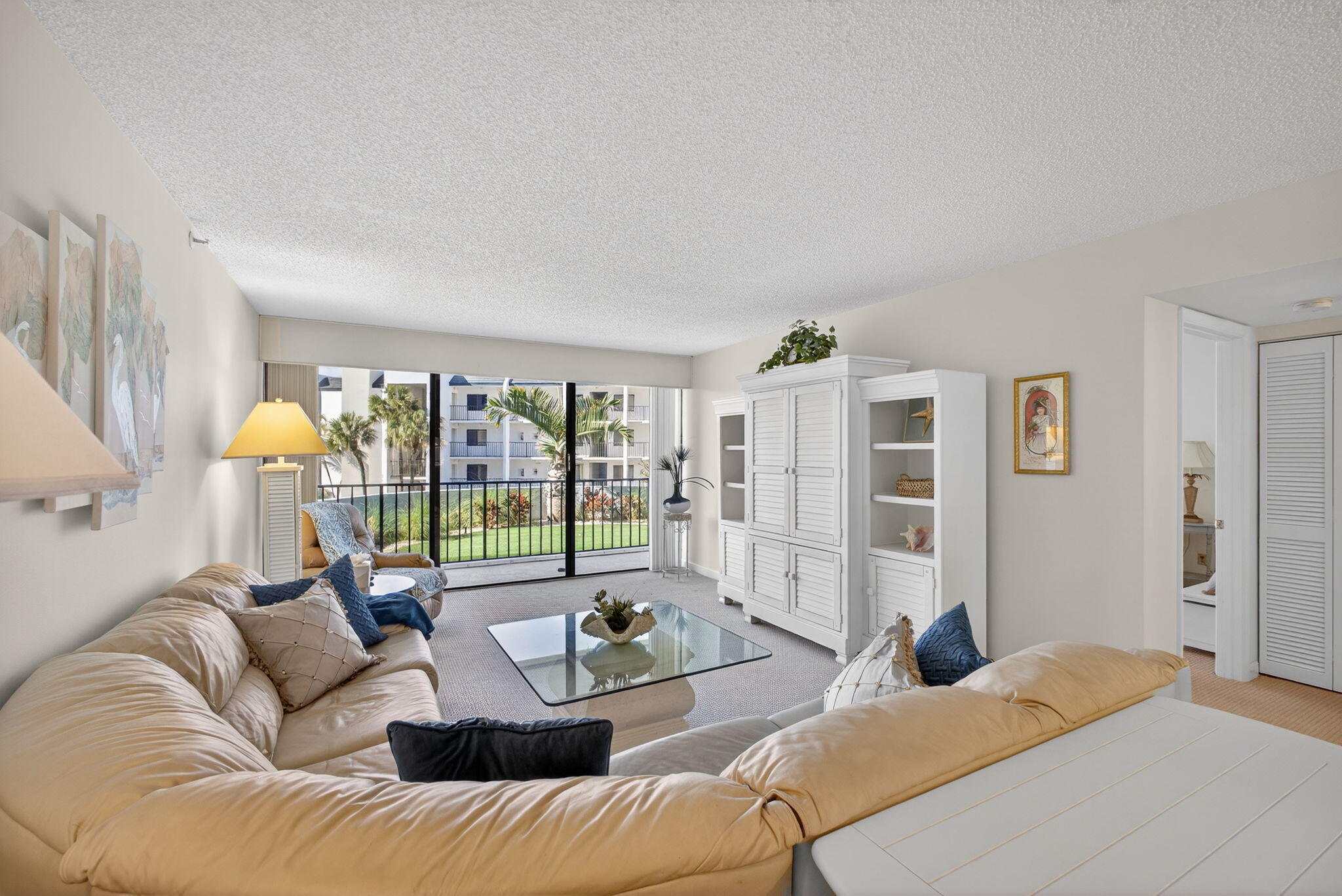 OCEANCREST - Residential Lease