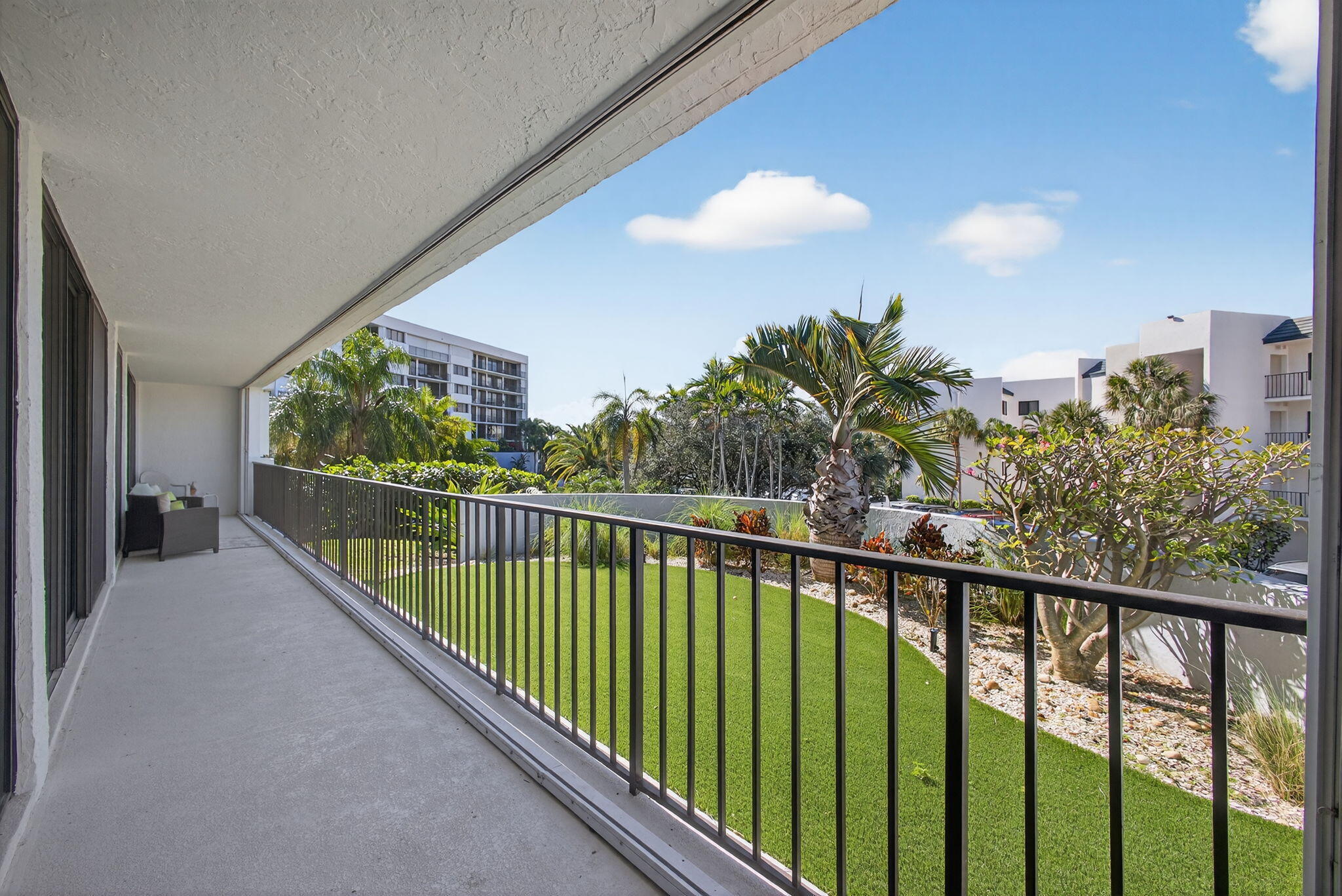OCEANCREST - Residential Lease