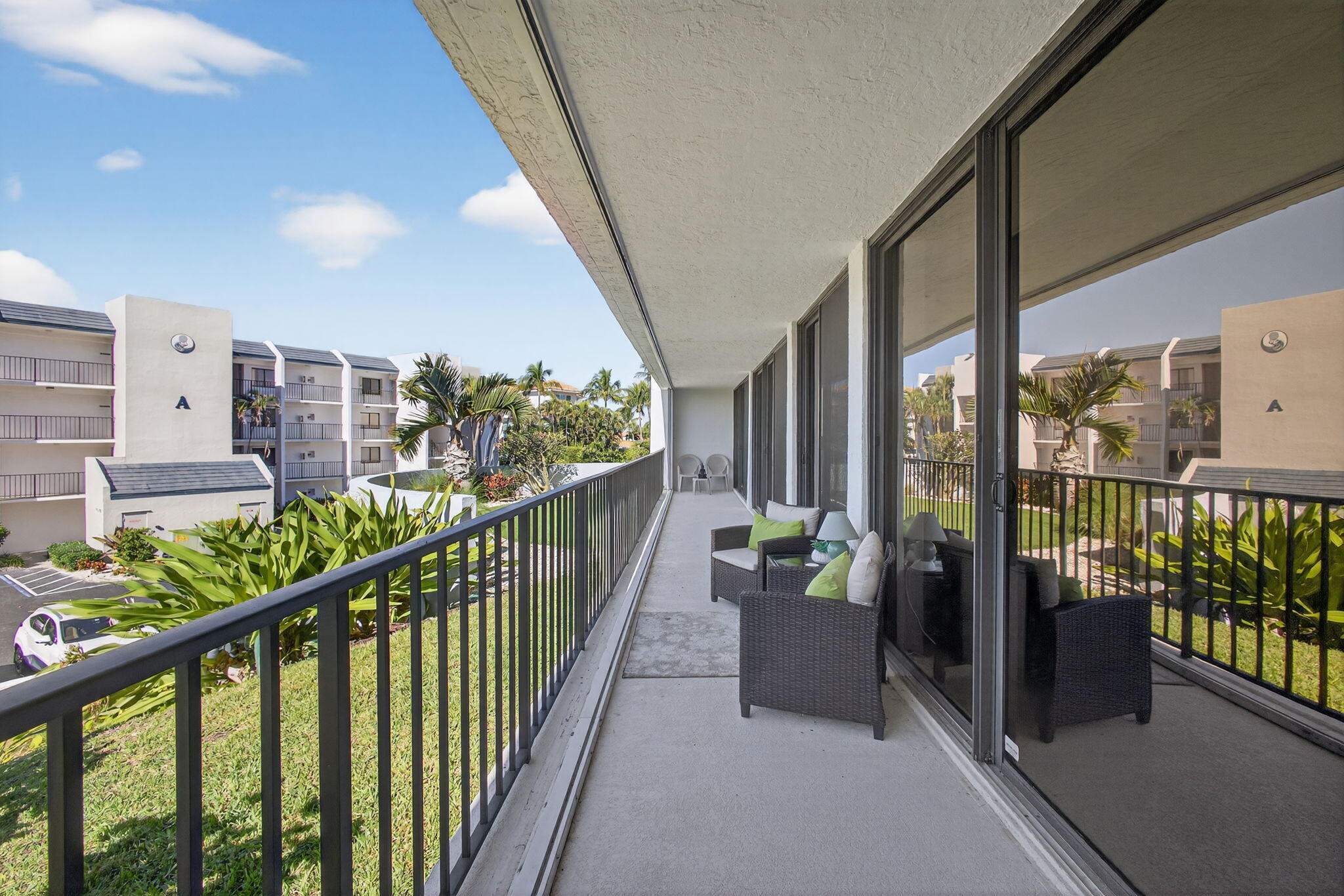 OCEANCREST - Residential Lease