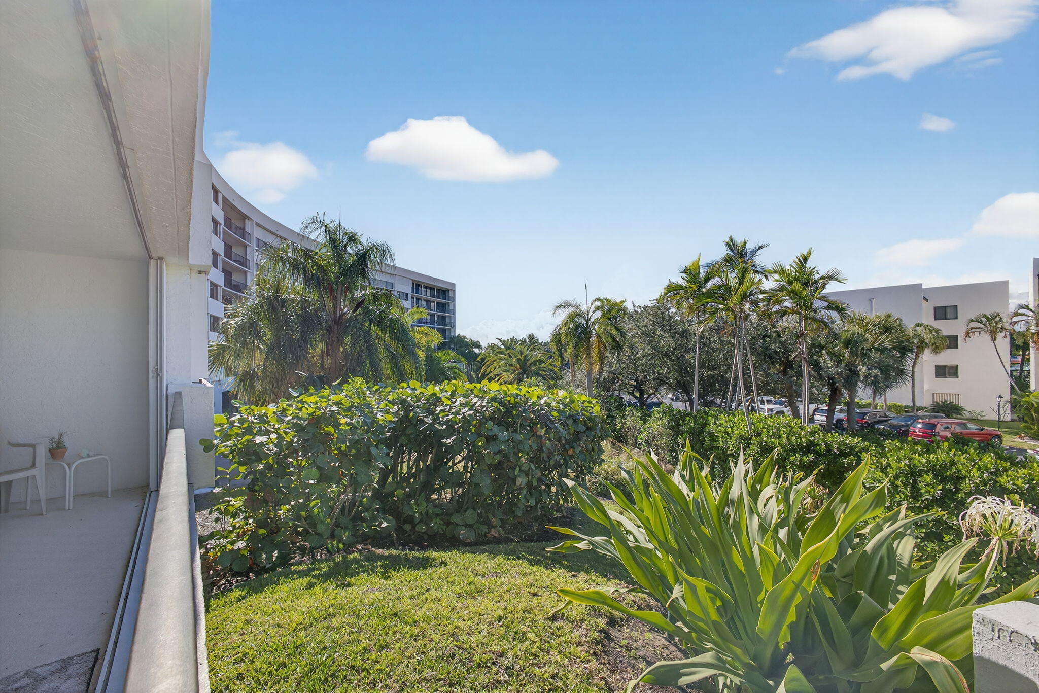 OCEANCREST - Residential Lease