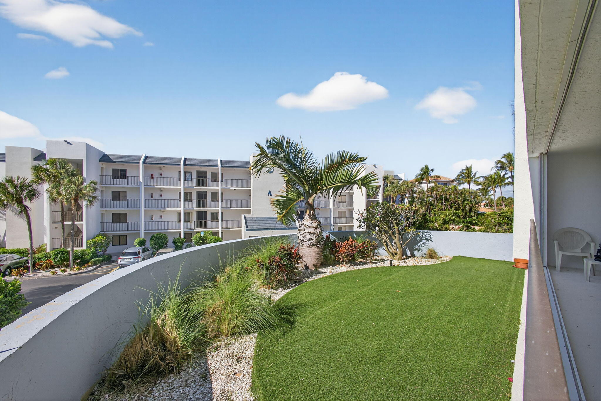 OCEANCREST - Residential Lease