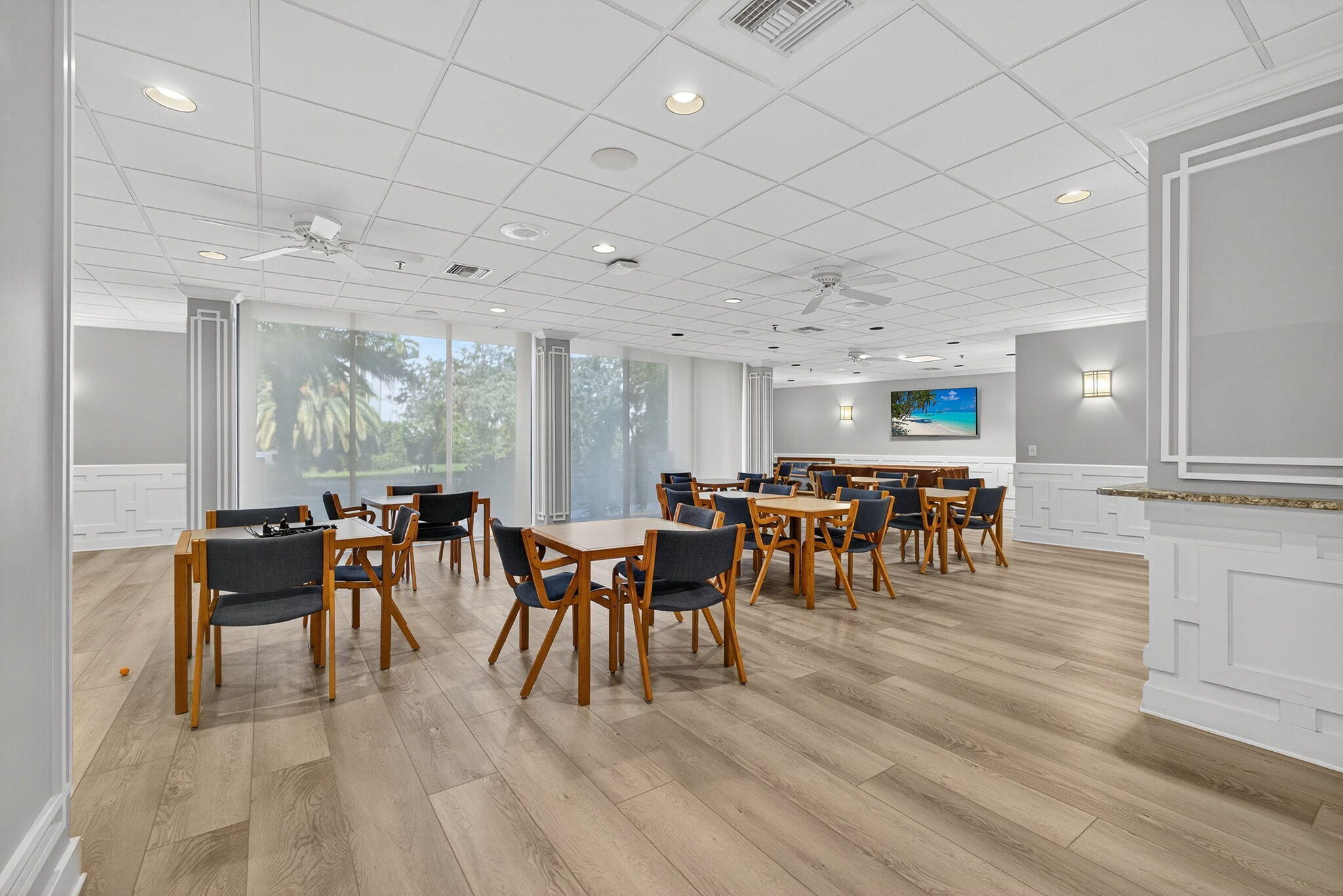 OCEANCREST - Residential Lease
