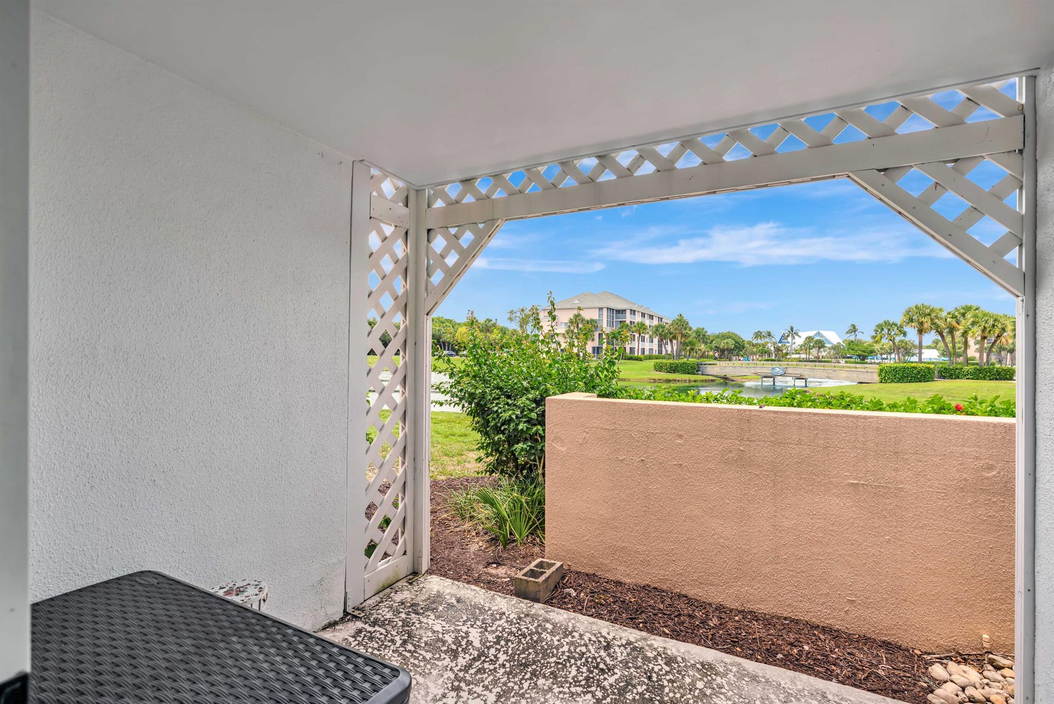 PLANTATION VILLAS CONDO F - Residential Lease