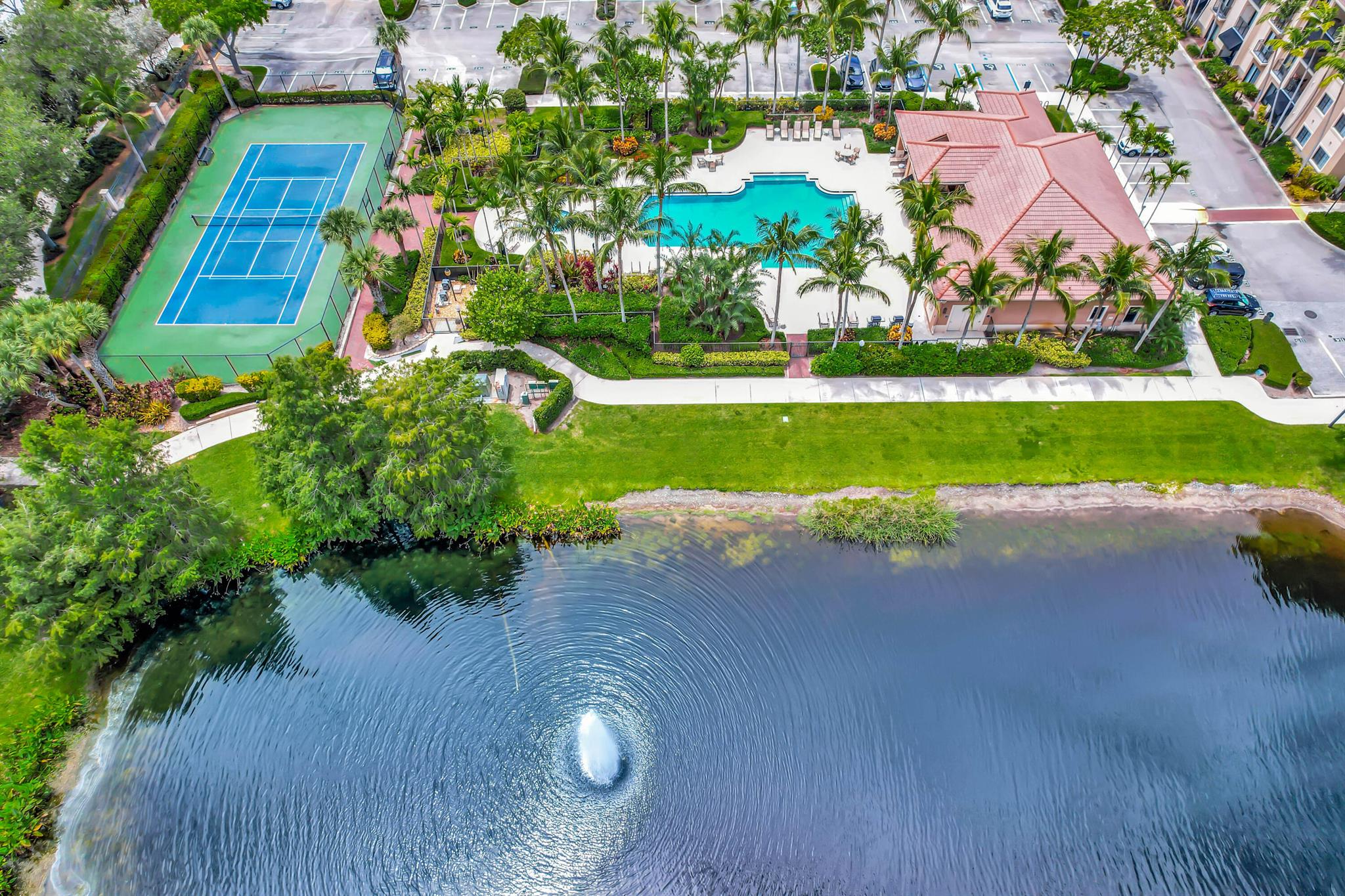 PLANTATION VILLAS CONDO F - Residential Lease