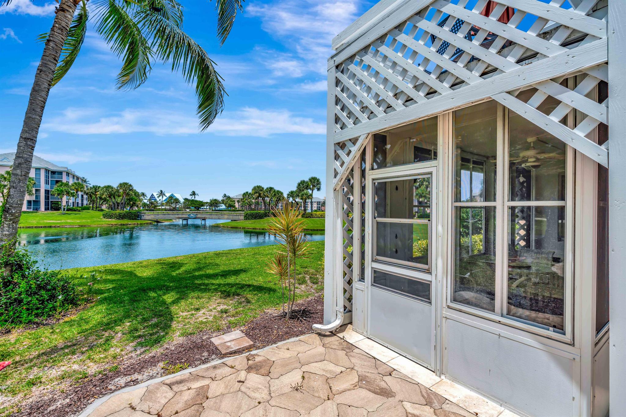 PLANTATION VILLAS CONDO F - Residential Lease