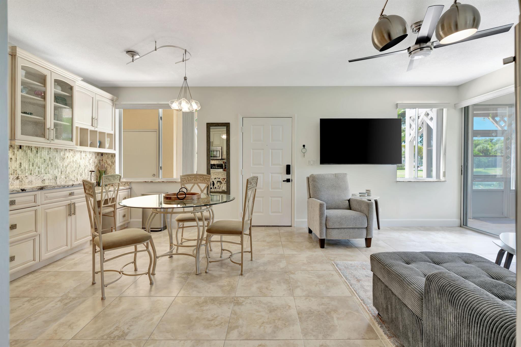 PLANTATION VILLAS CONDO F - Residential Lease