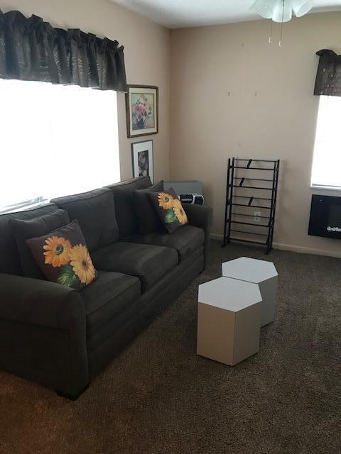 PALM GREENS - Residential