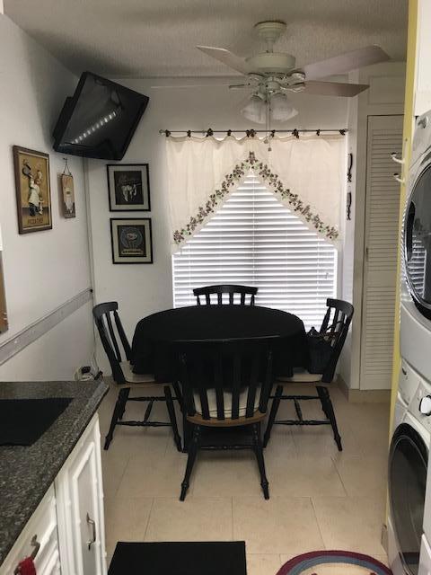 PALM GREENS - Residential