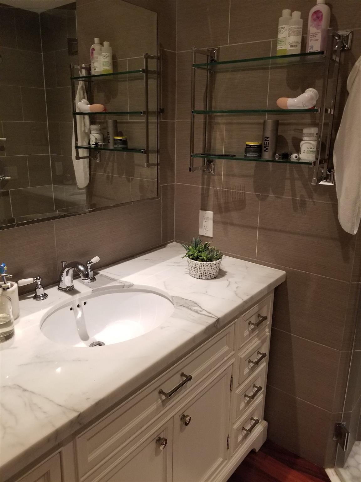 Twin Homes Condo - Residential Lease