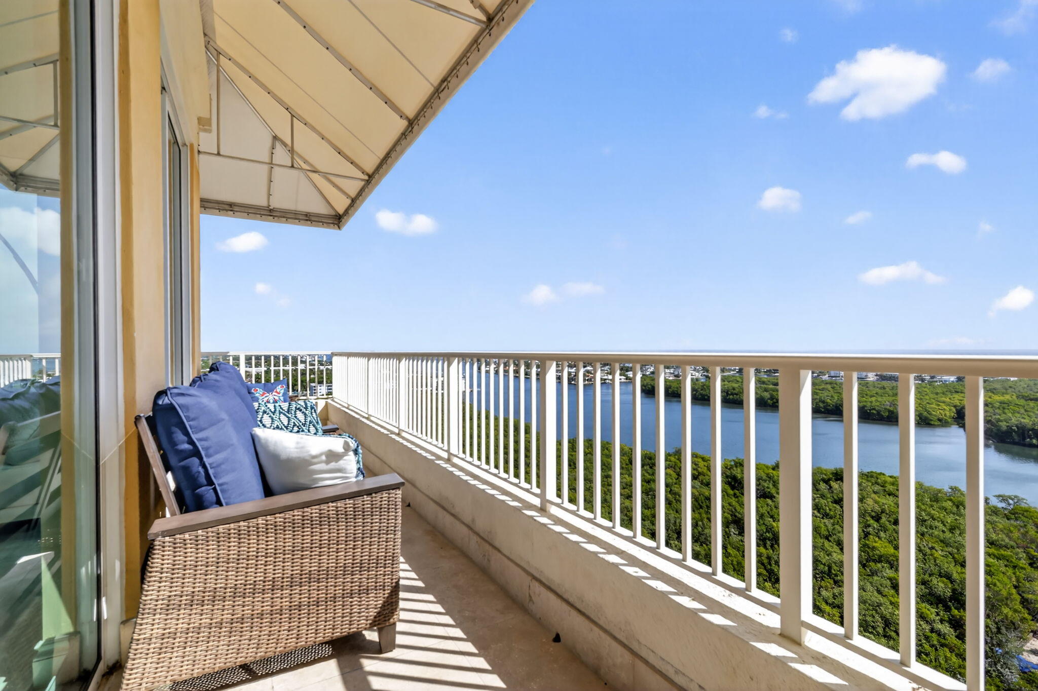 MARINA VILLAGE AT BOYNTON BEACH CONDO - Residential Lease