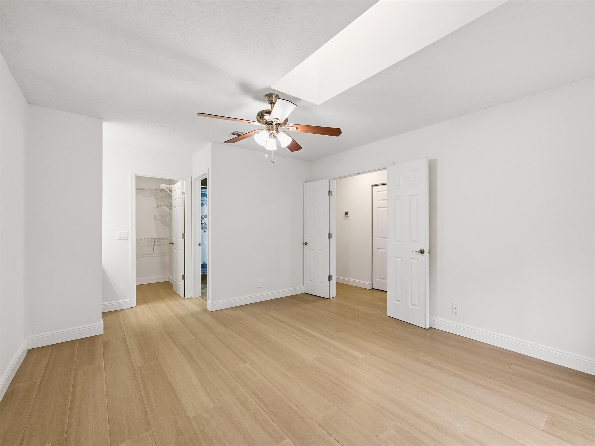View photos, virtual tours, details... 801 Maplewood Drive