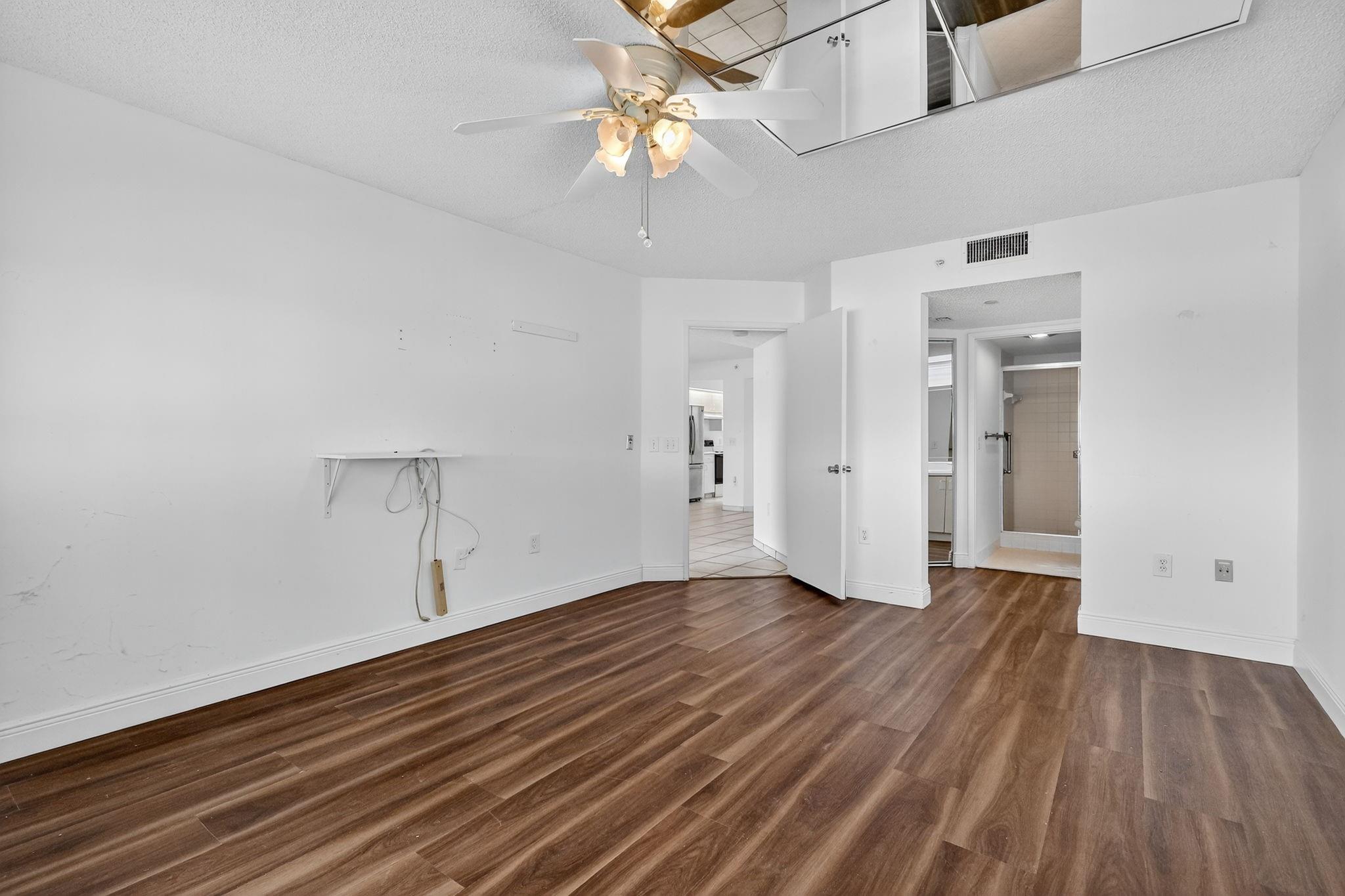 SUFFOLK - Residential