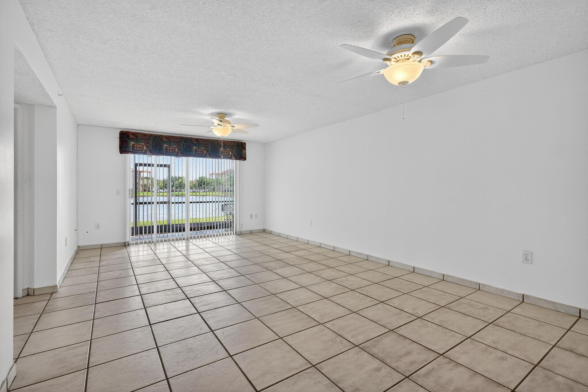 SUFFOLK - Residential