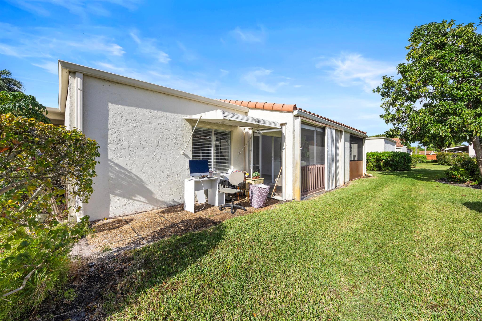 BOUNDBROOK CONDO S - Residential