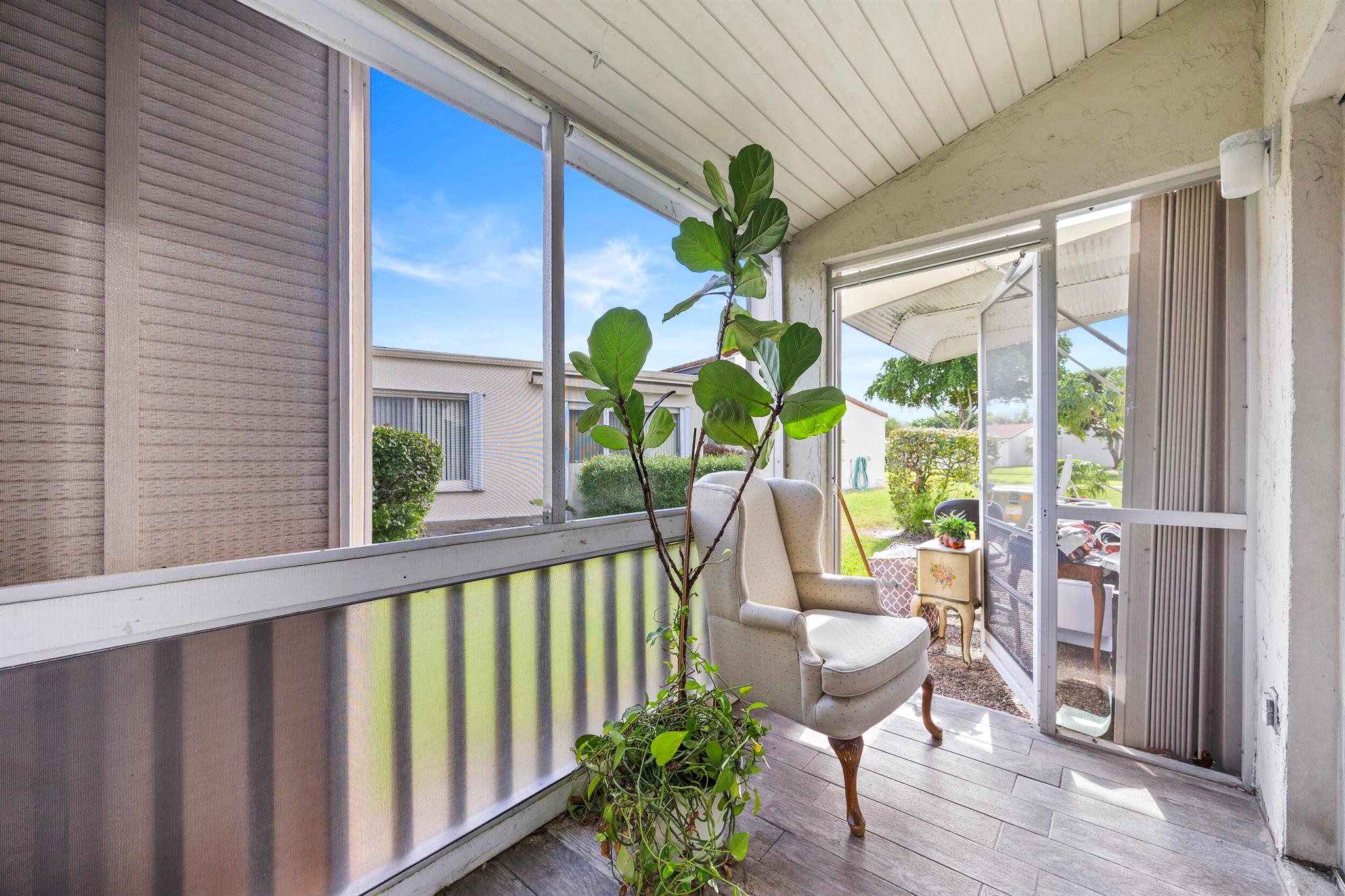 BOUNDBROOK CONDO S - Residential