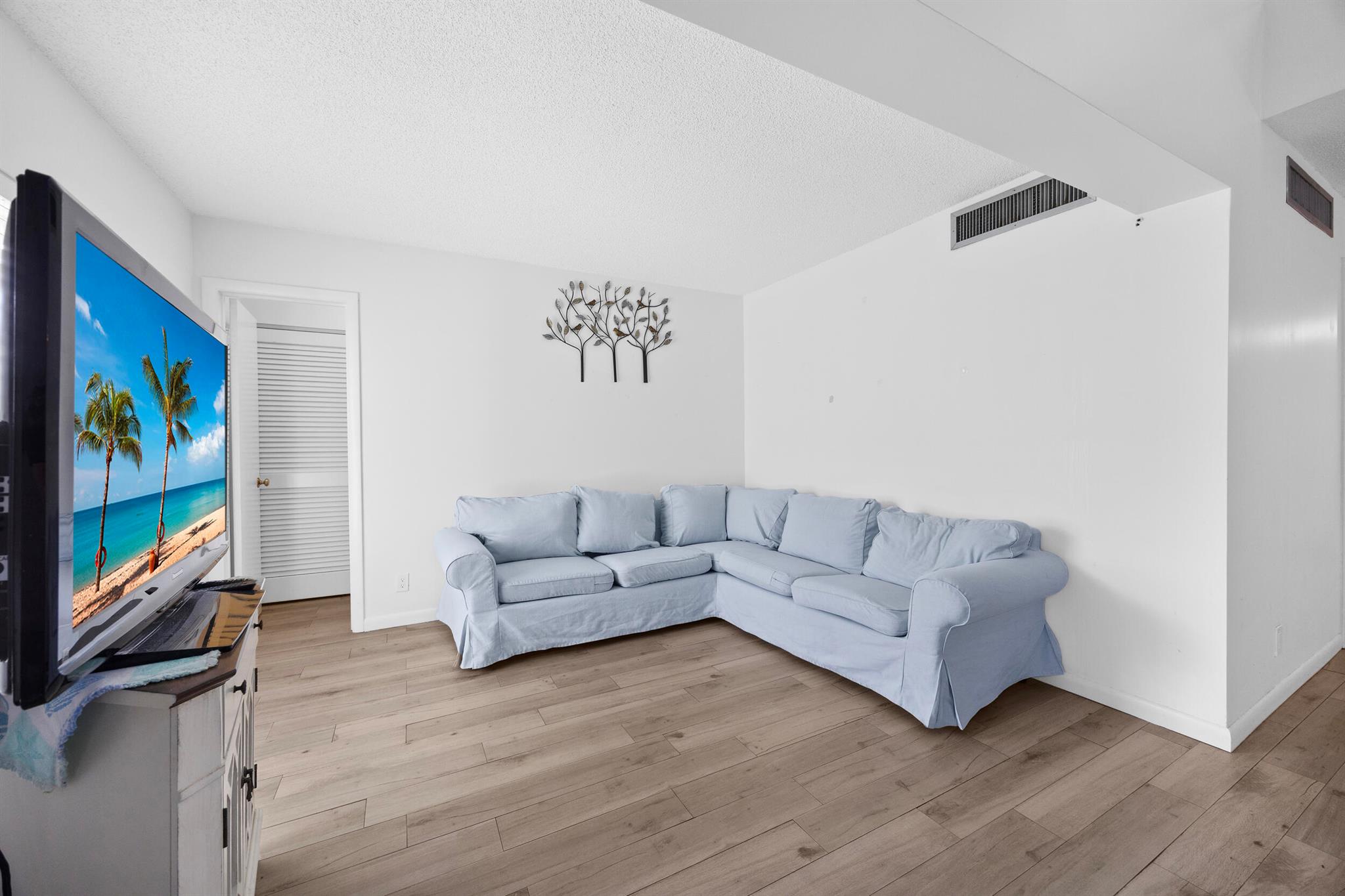 BOUNDBROOK CONDO S - Residential