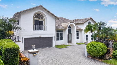 Photo of 4130 NE 23rd Avenue, Lighthouse Point, FL 33064 (MLS # B26088794)