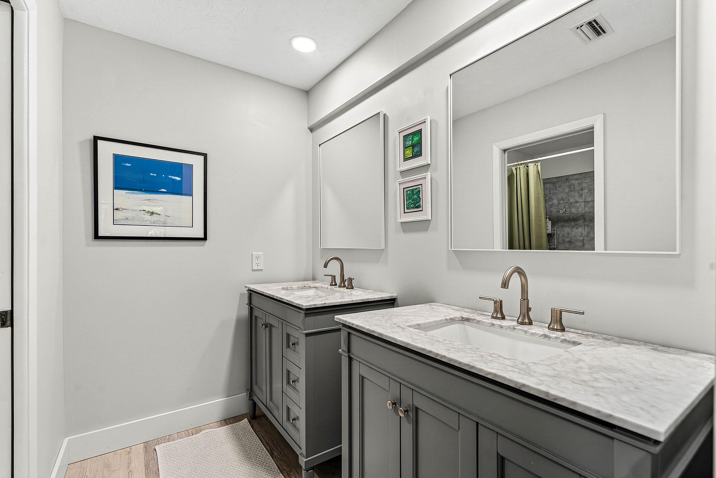 EAGLEWOOD - Residential