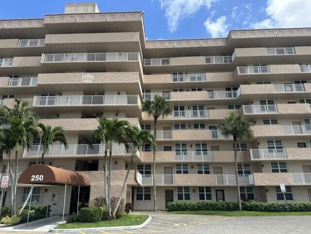250 Jacaranda Drive 408