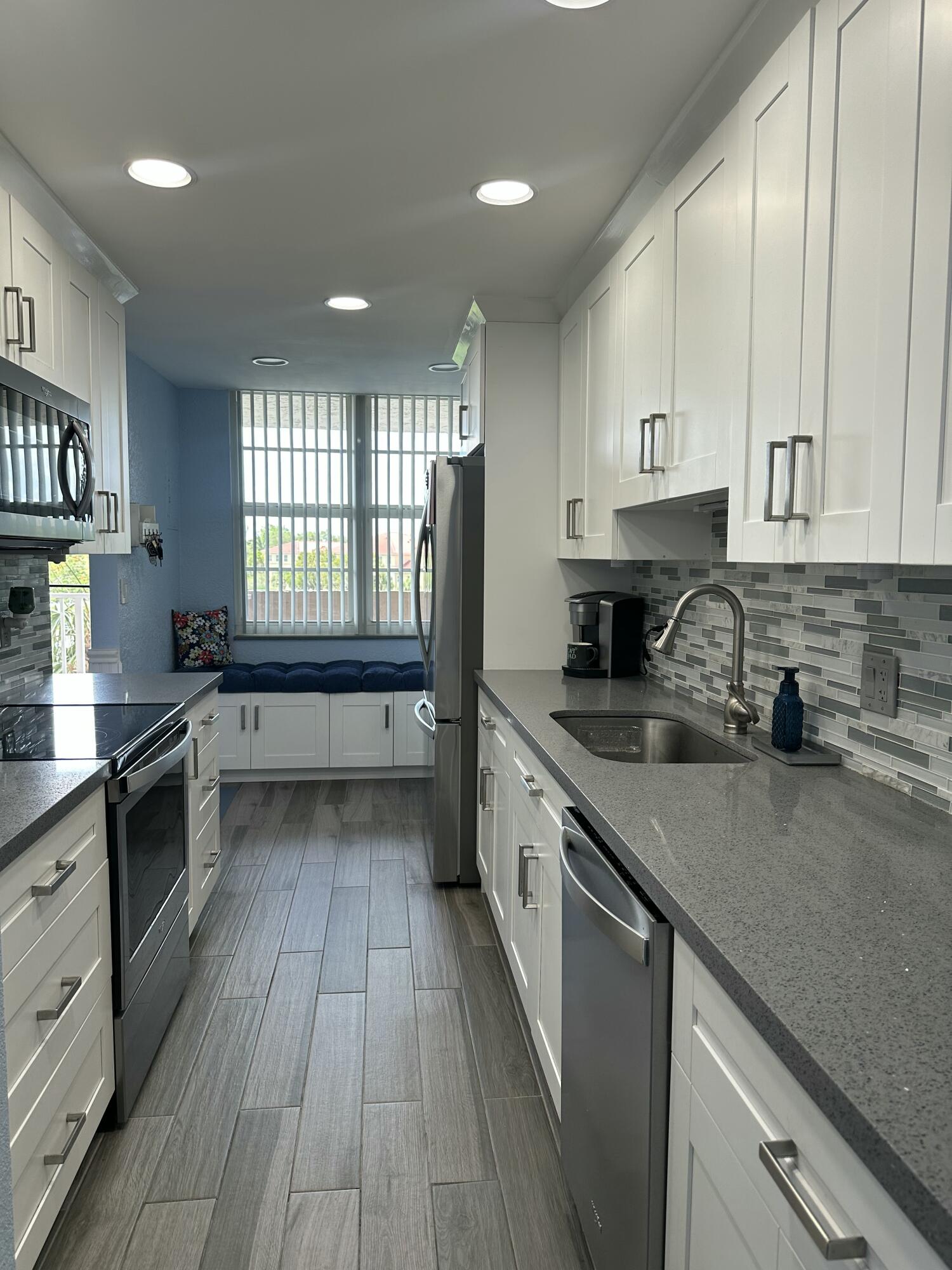 250 Jacaranda Drive 408