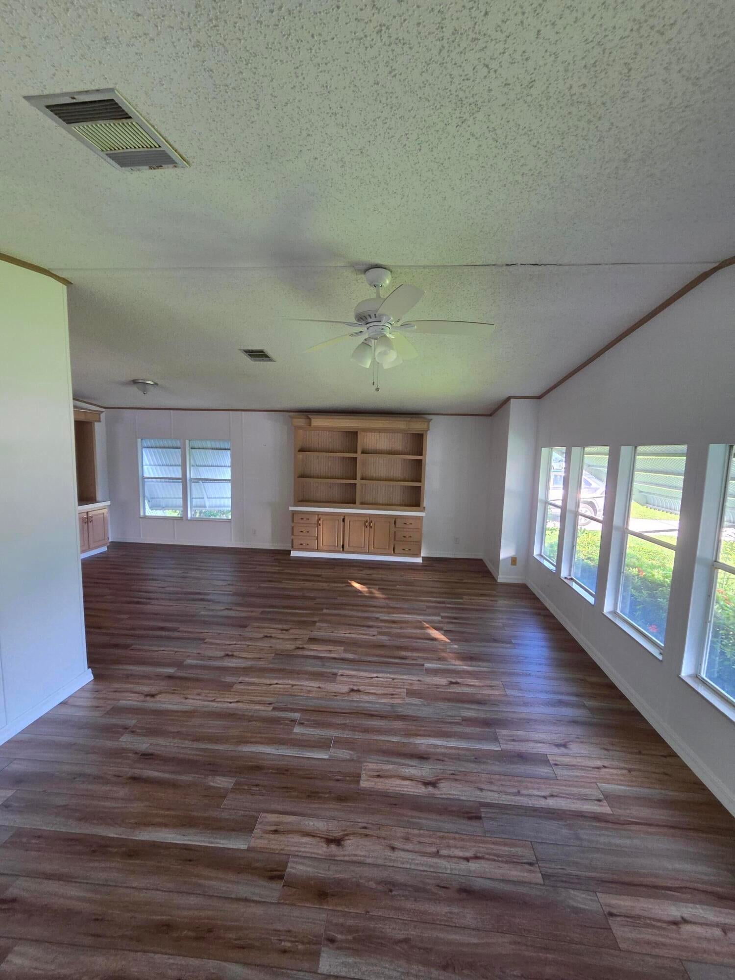 8372 Gallberry Circle