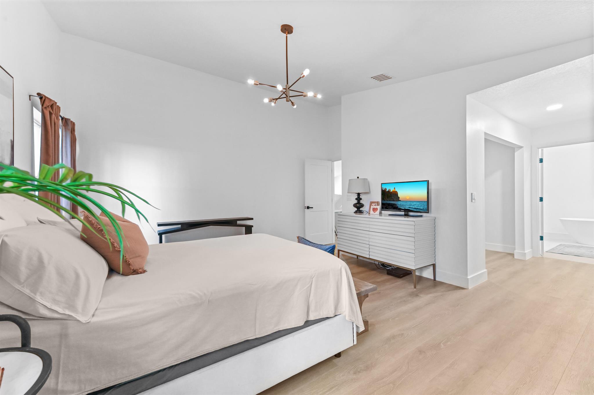 CORAL LAKES - Residential