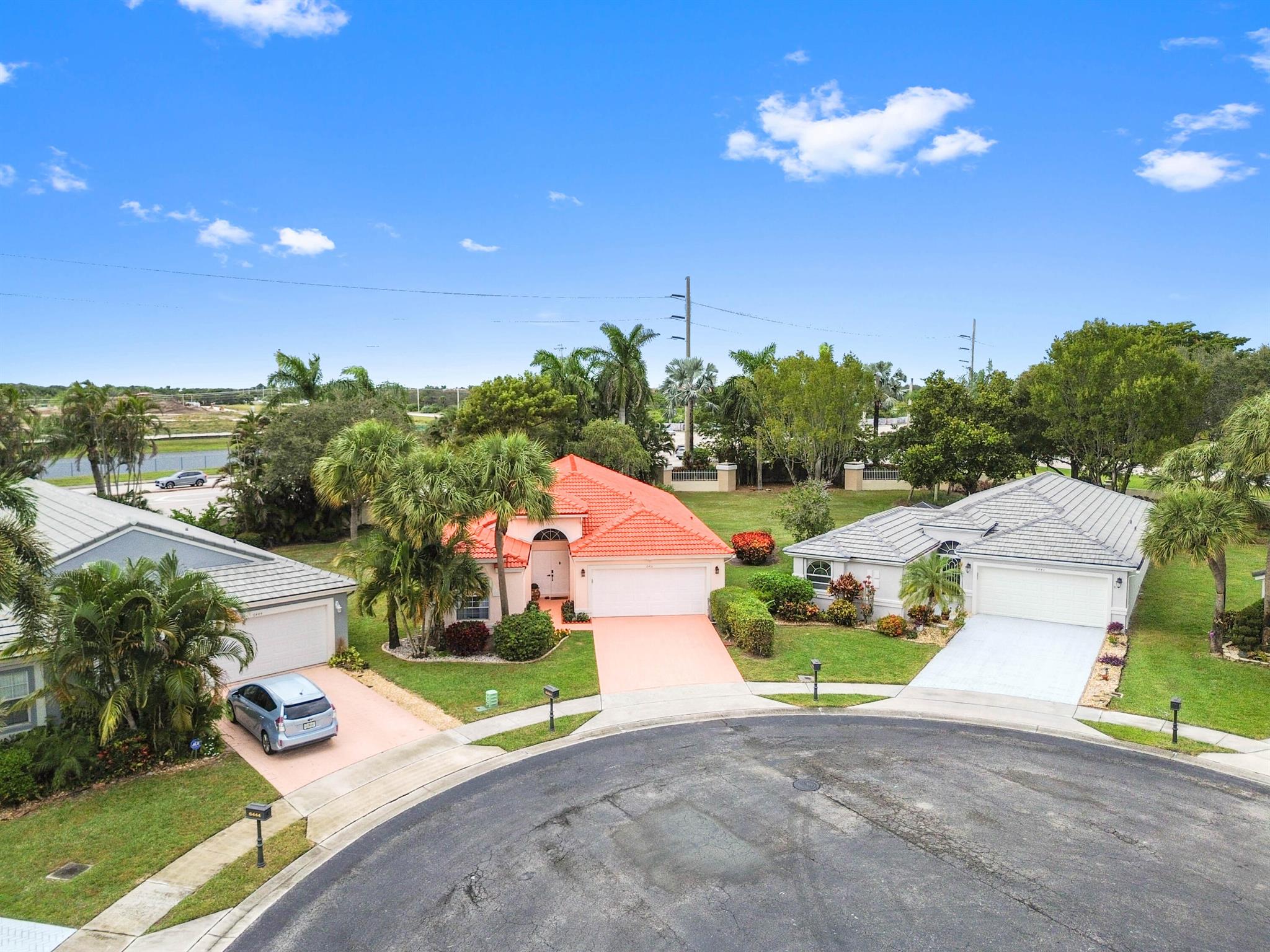 CORAL LAKES - Residential