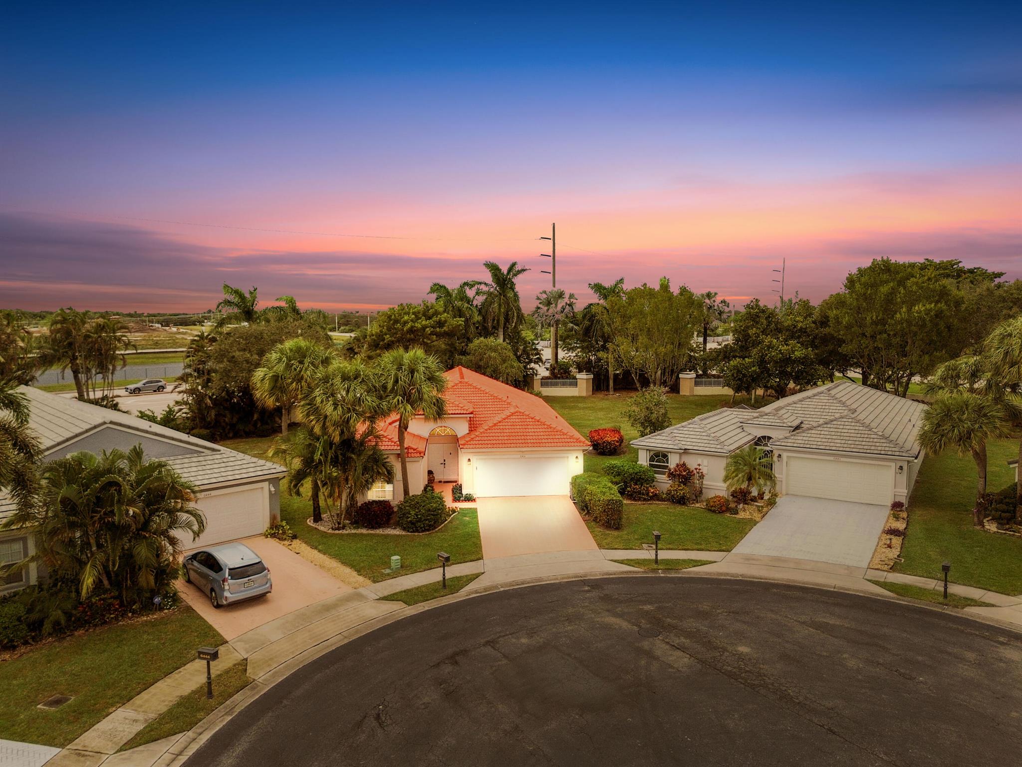 CORAL LAKES - Residential