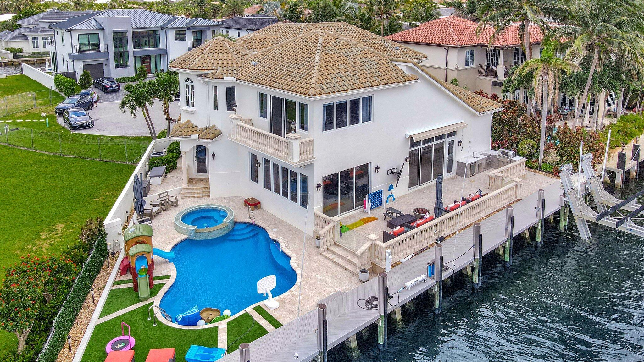 CARIBBEAN KEYS - Residential Lease