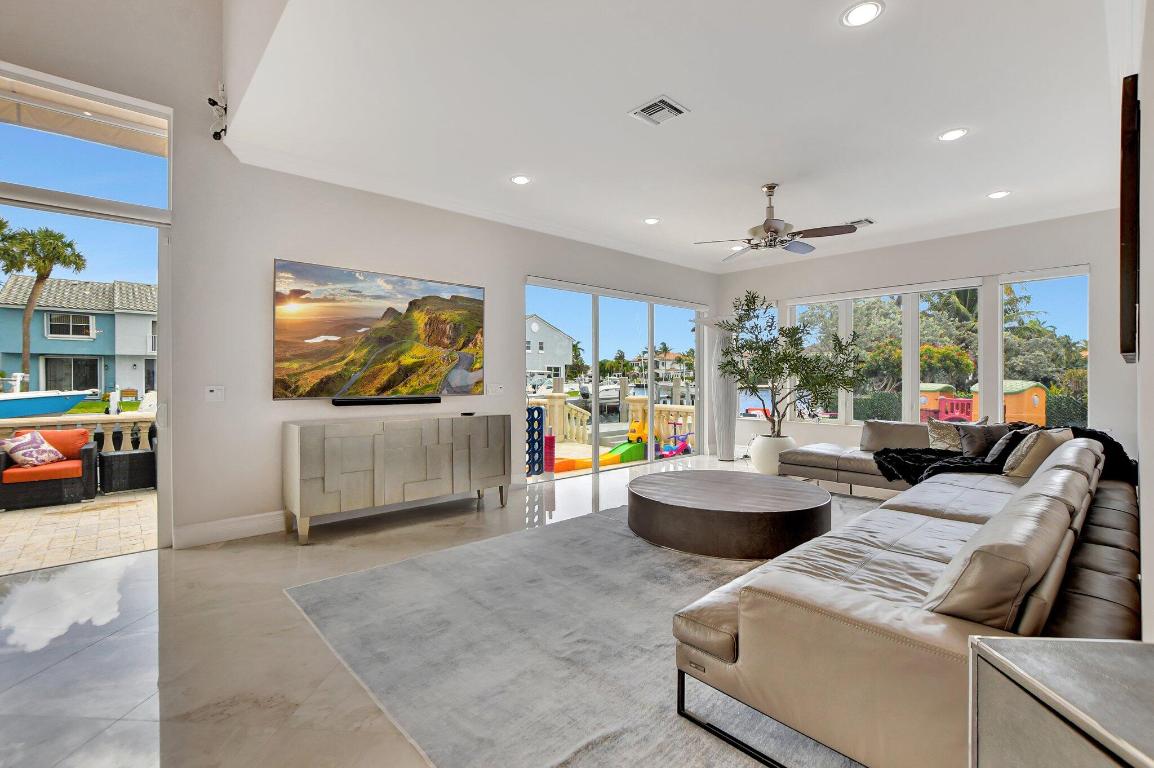 CARIBBEAN KEYS - Residential Lease