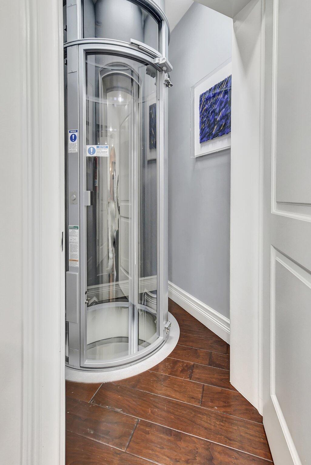 CARIBBEAN KEYS - Residential Lease