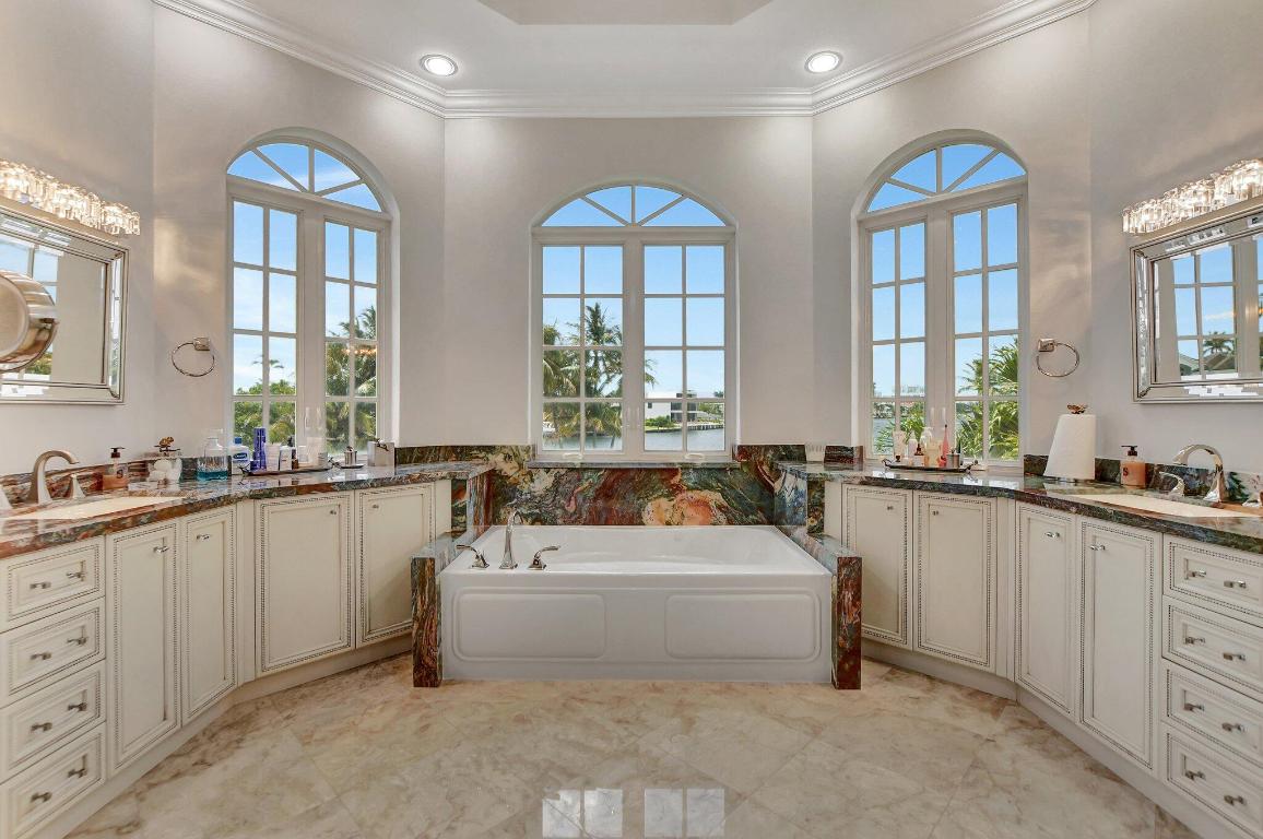 CARIBBEAN KEYS - Residential Lease